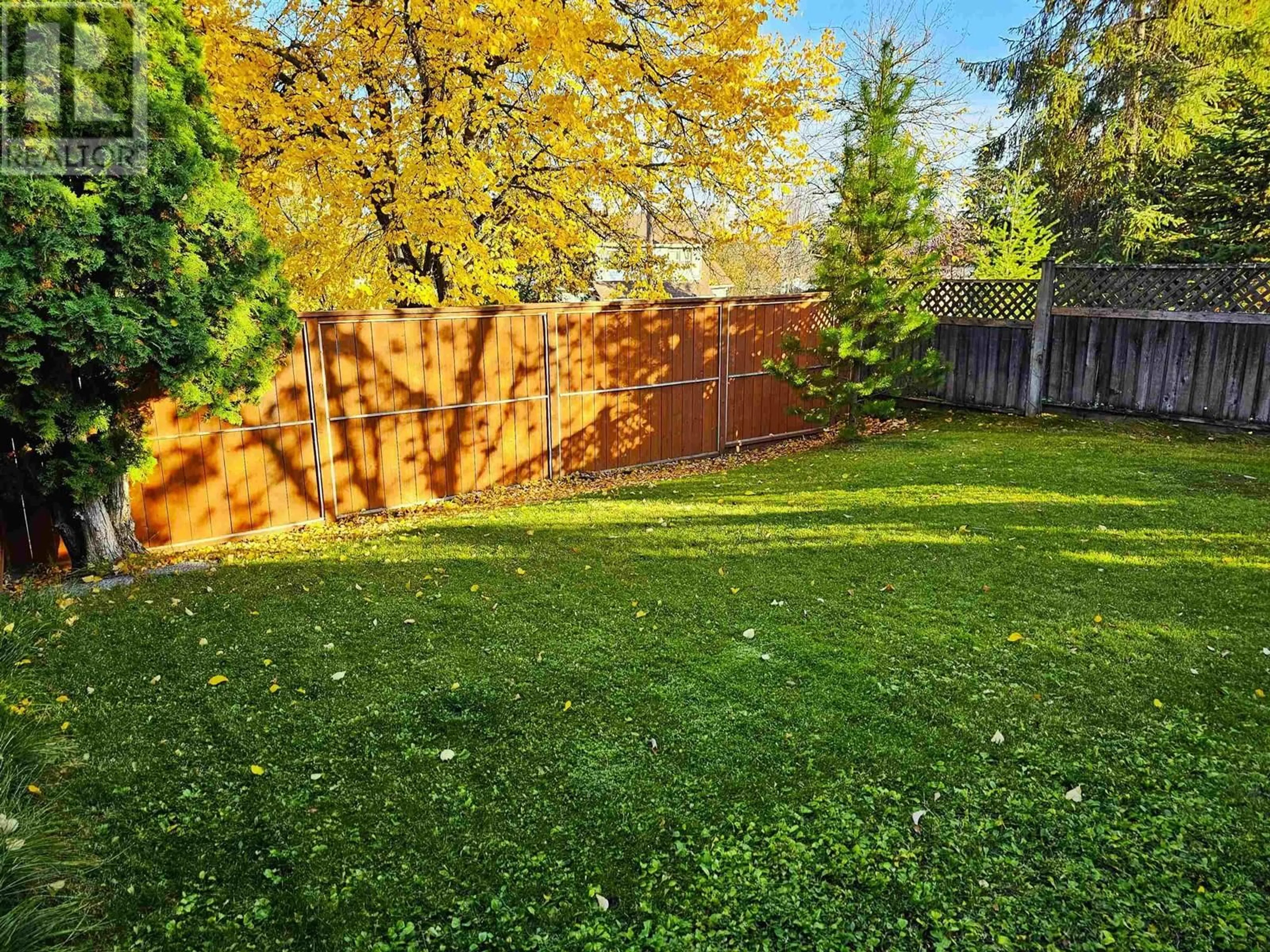 A pic from outside/outdoor area/front of a property/back of a property/a pic from drone, forest/trees view for 893 GILLETT STREET, Prince George British Columbia V2M2V1