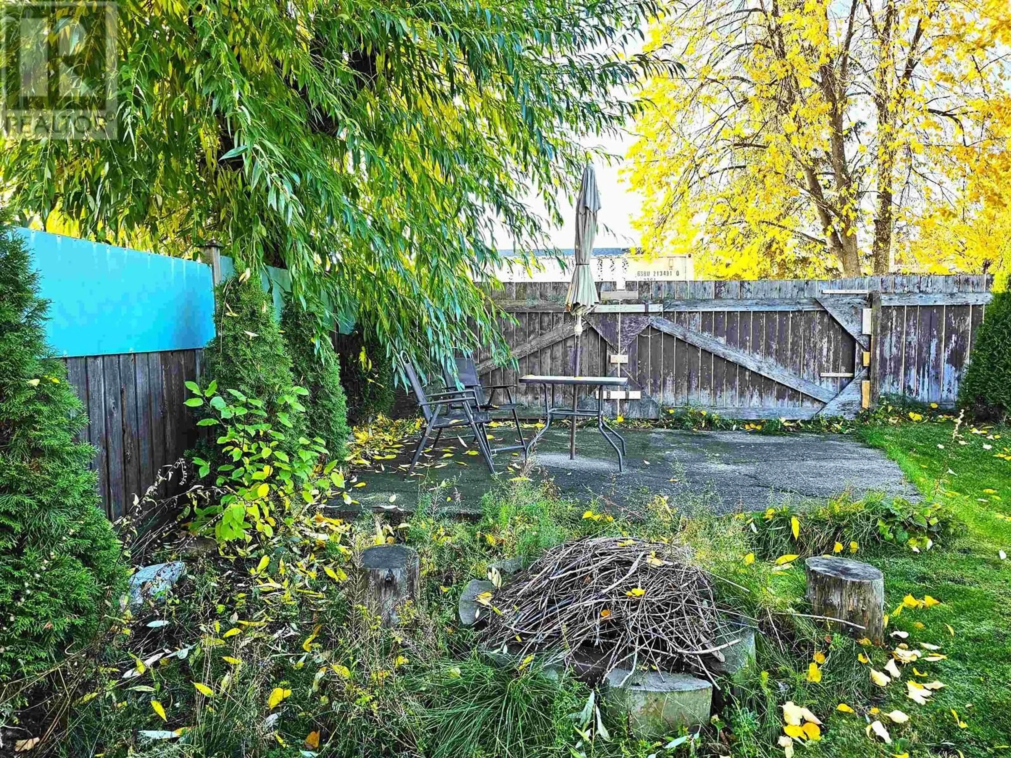 Patio, water/lake/river/ocean view for 893 GILLETT STREET, Prince George British Columbia V2M2V1