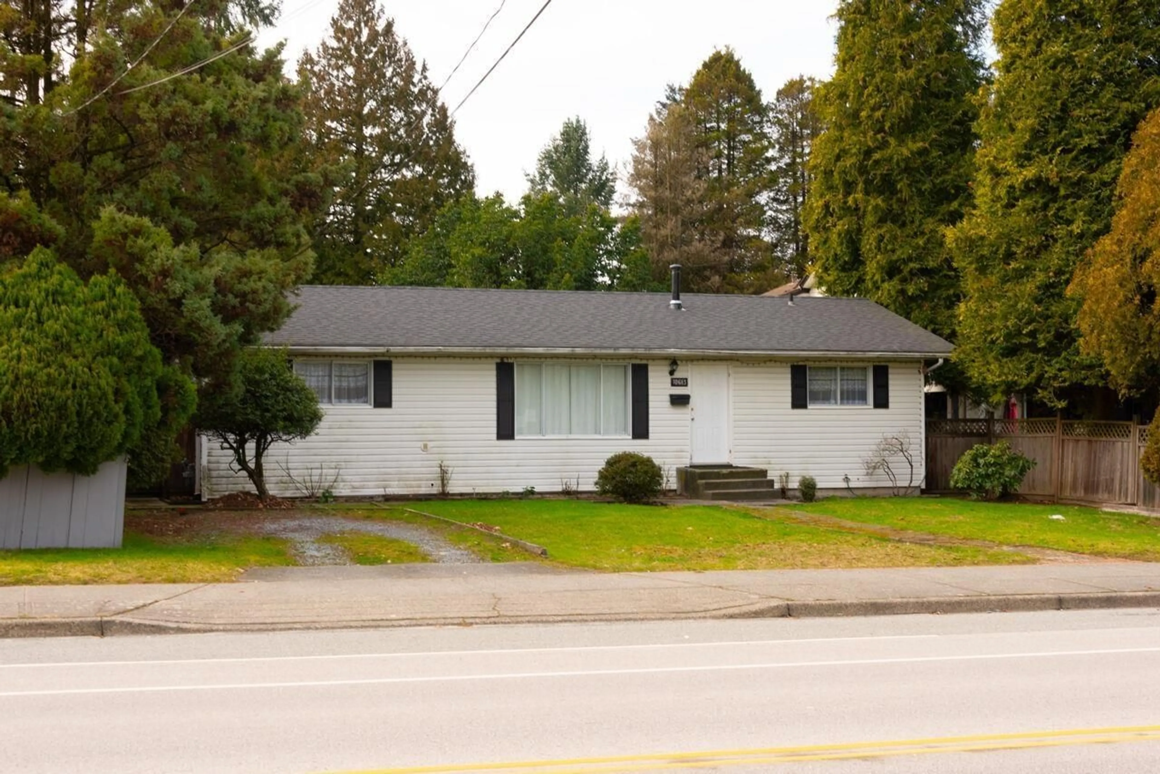 Unknown for 10683 148 STREET, Surrey British Columbia V3R3X9