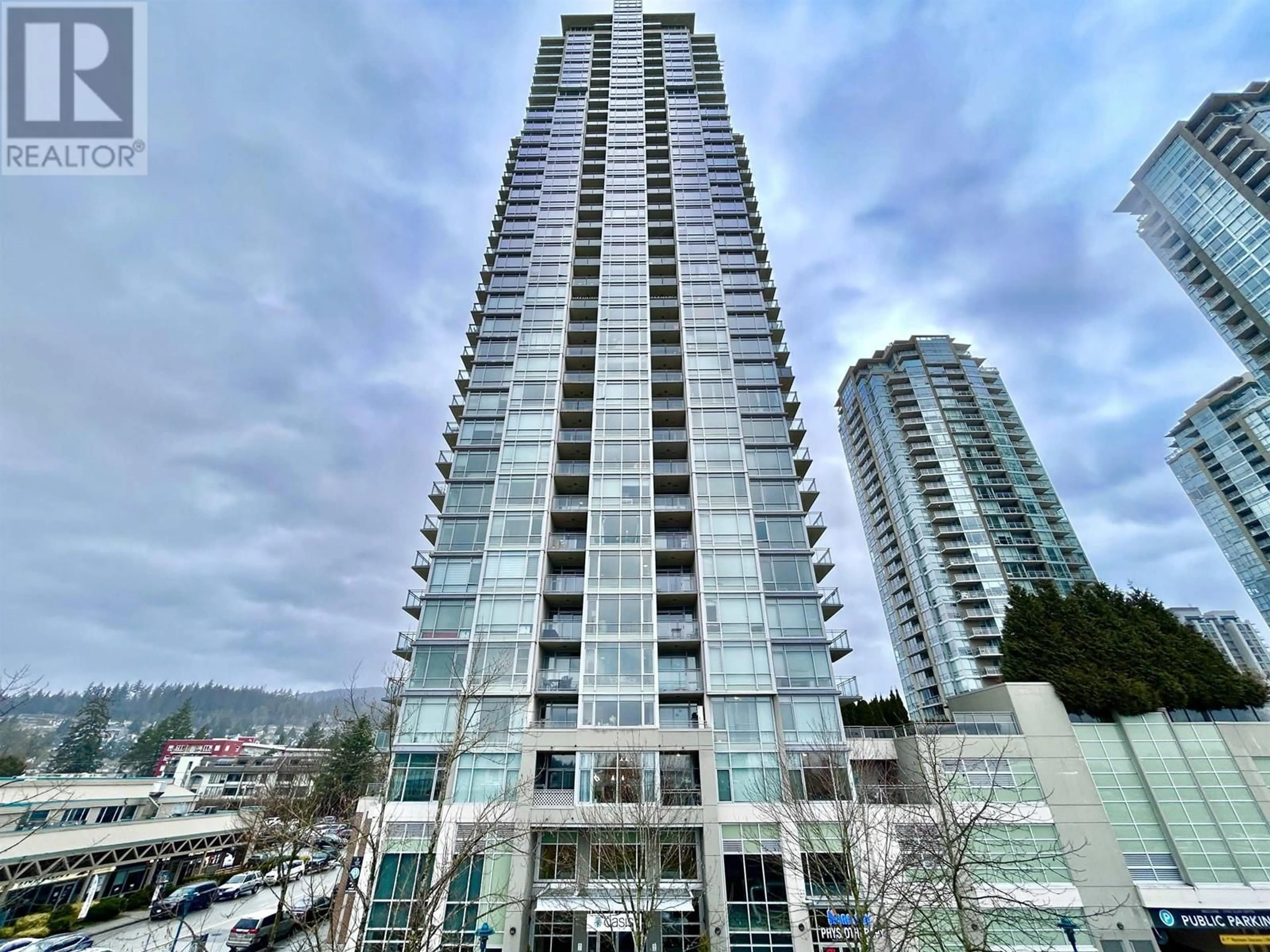 A pic from outside/outdoor area/front of a property/back of a property/a pic from drone, unknown for 2708 2955 ATLANTIC AVENUE, Coquitlam British Columbia V3B0H9