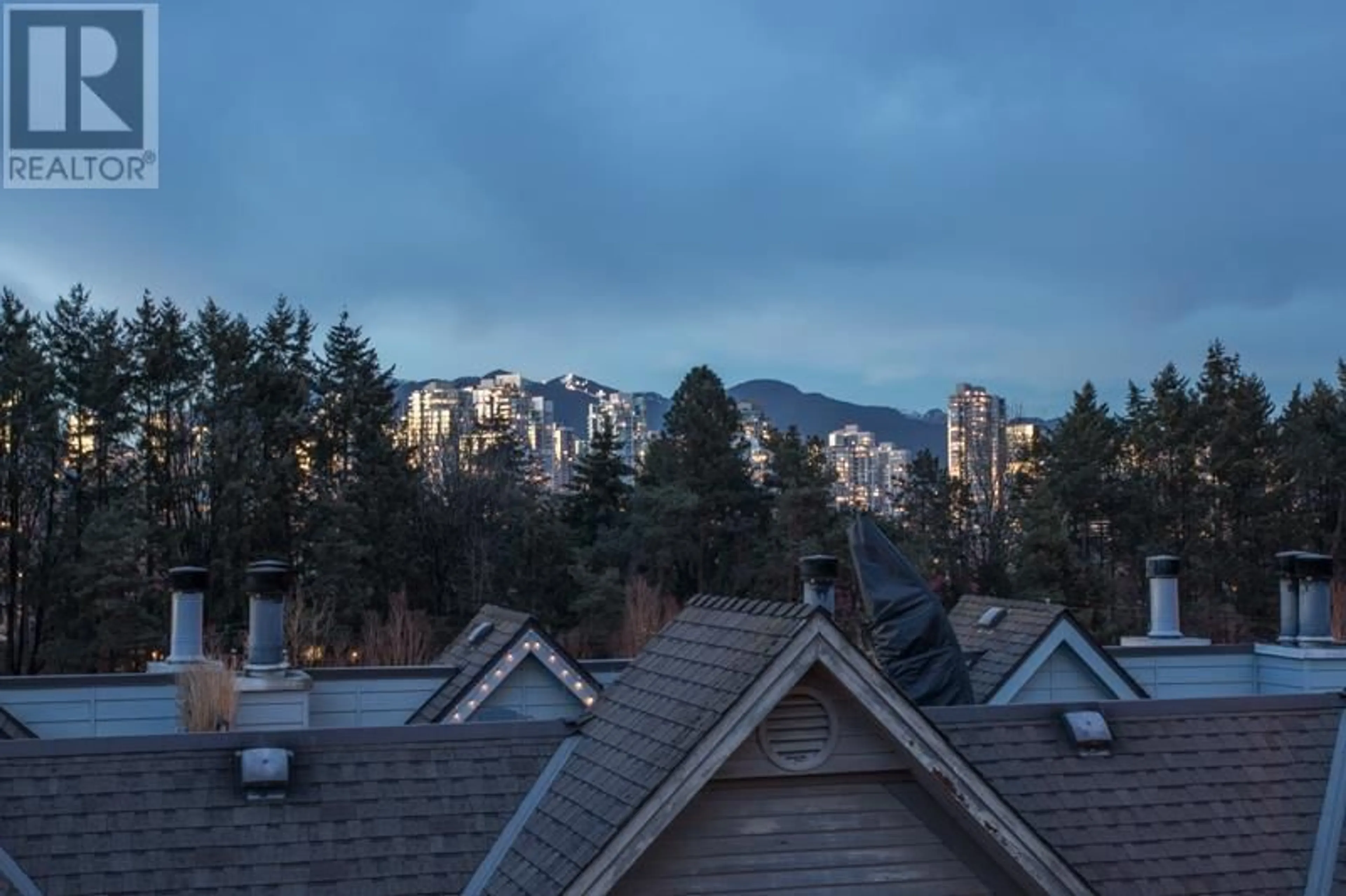 Blurry image for 831 7TH AVENUE, Vancouver British Columbia V5Z1C2