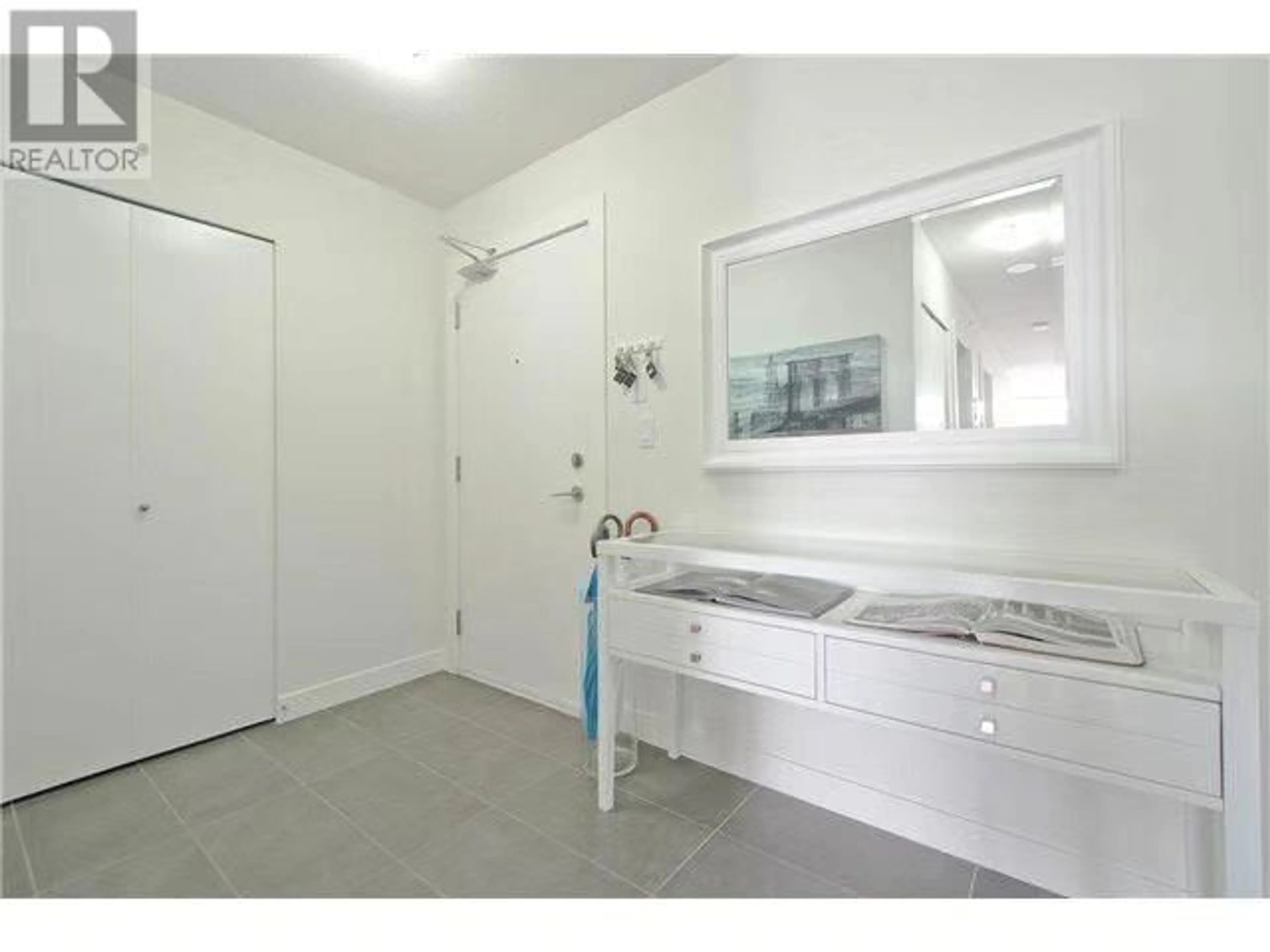 Standard bathroom, ceramic/tile floor for 706 - 7090 EDMONDS STREET, Burnaby British Columbia V3N0C6