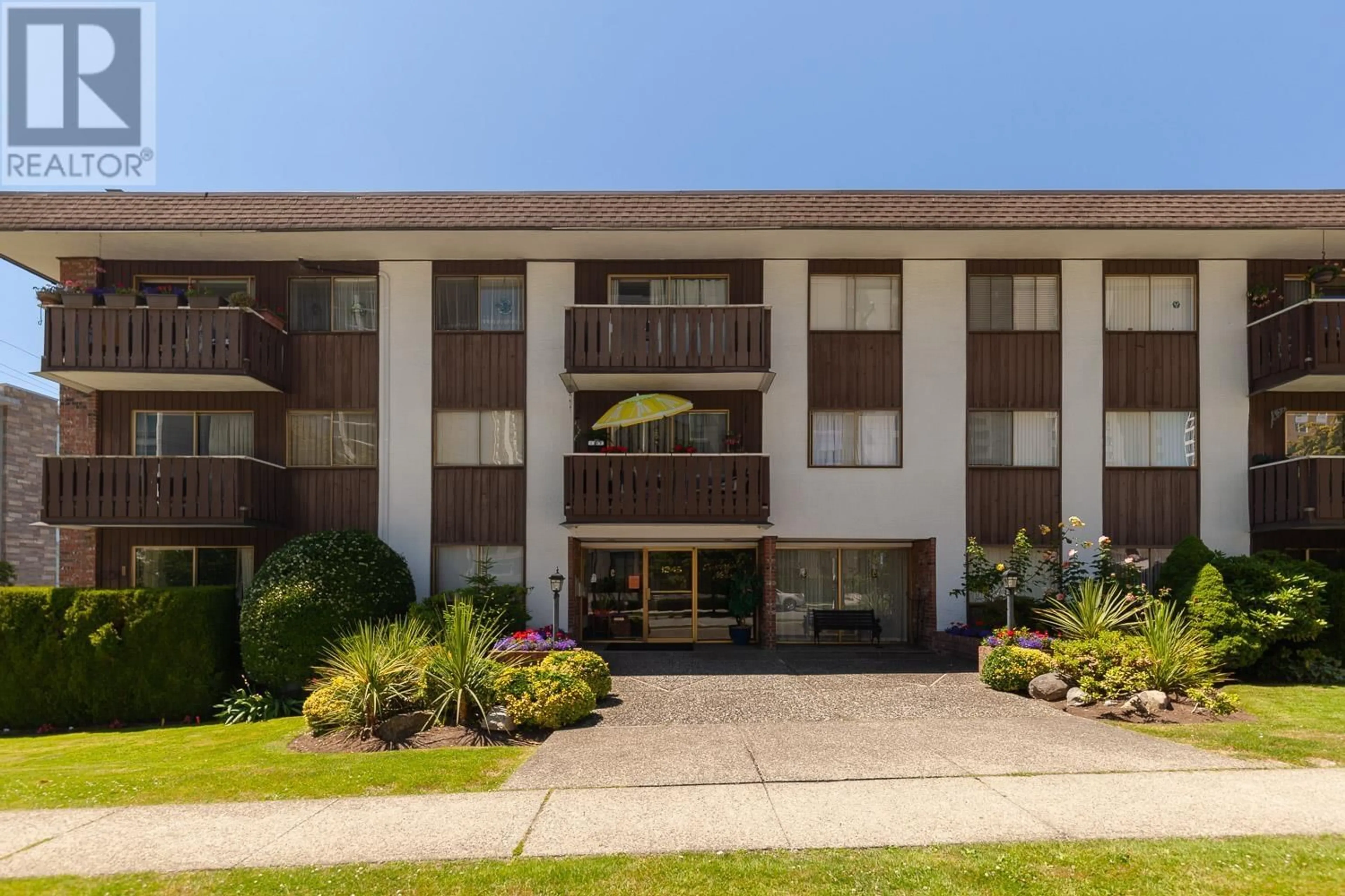Unknown for 116 - 1345 CHESTERFIELD AVENUE, North Vancouver British Columbia V7M2N1