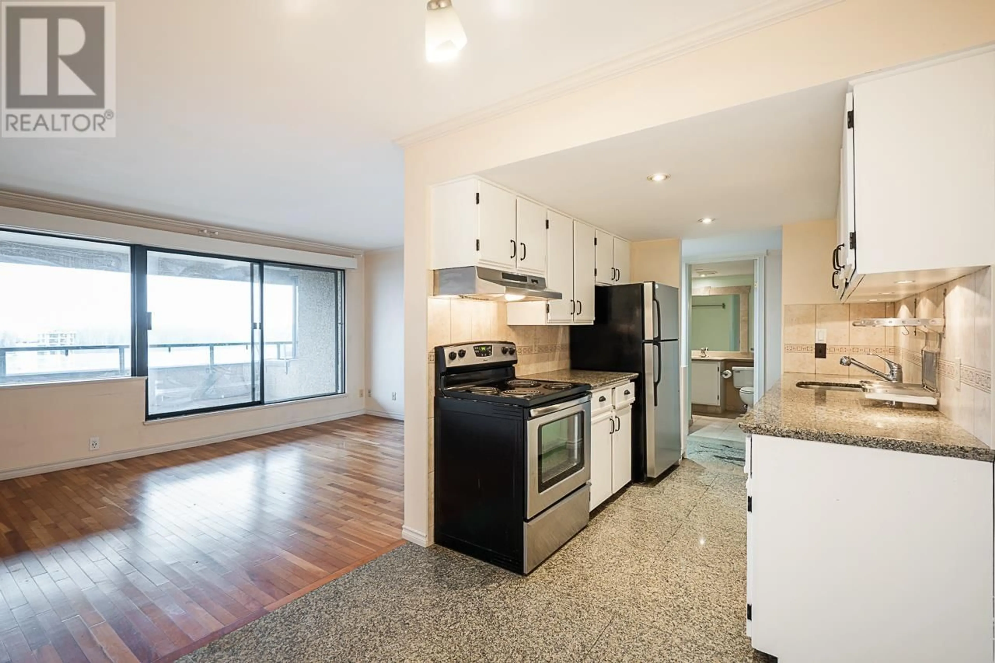 Open concept kitchen, unknown for 805 - 1026 QUEENS AVENUE, New Westminster British Columbia V3M6B2