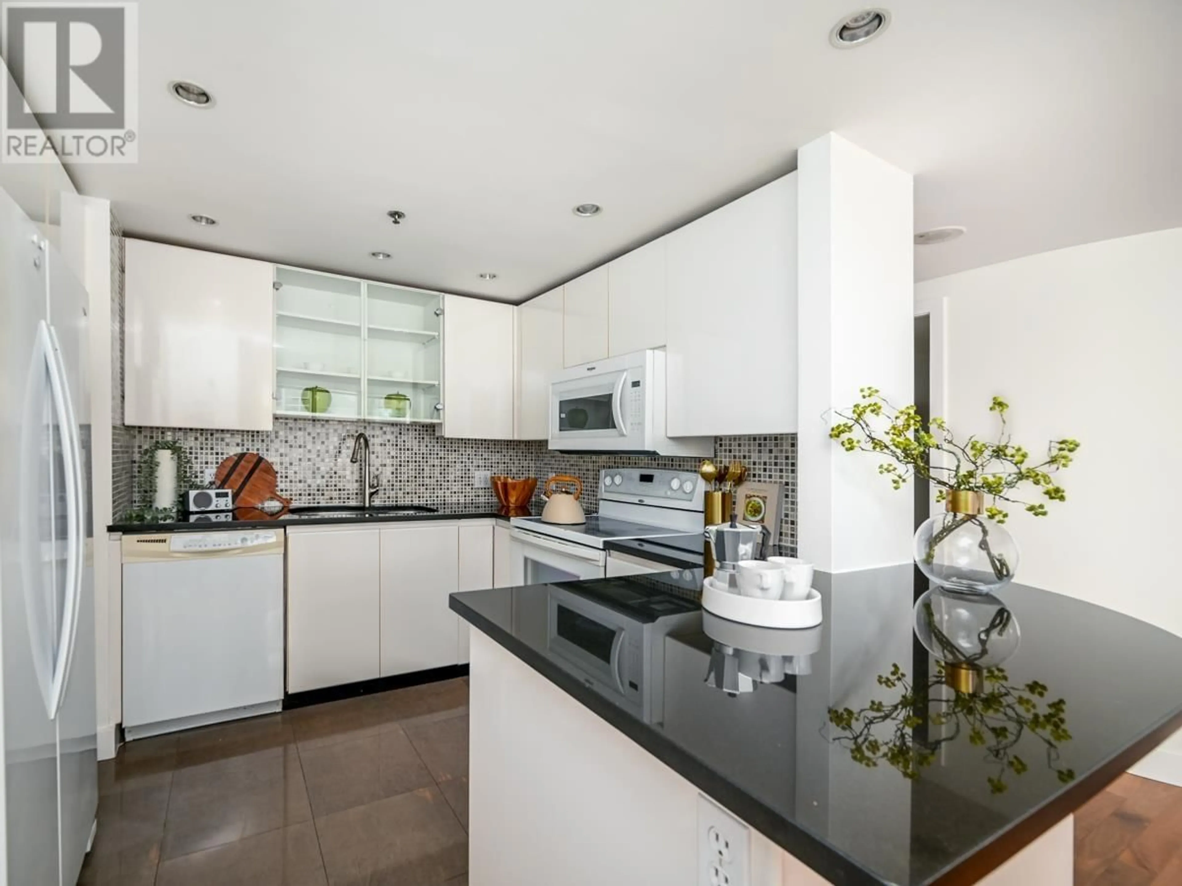 Contemporary kitchen, ceramic/tile floor for 1603 889 HOMER STREET, Vancouver British Columbia V6B5S3