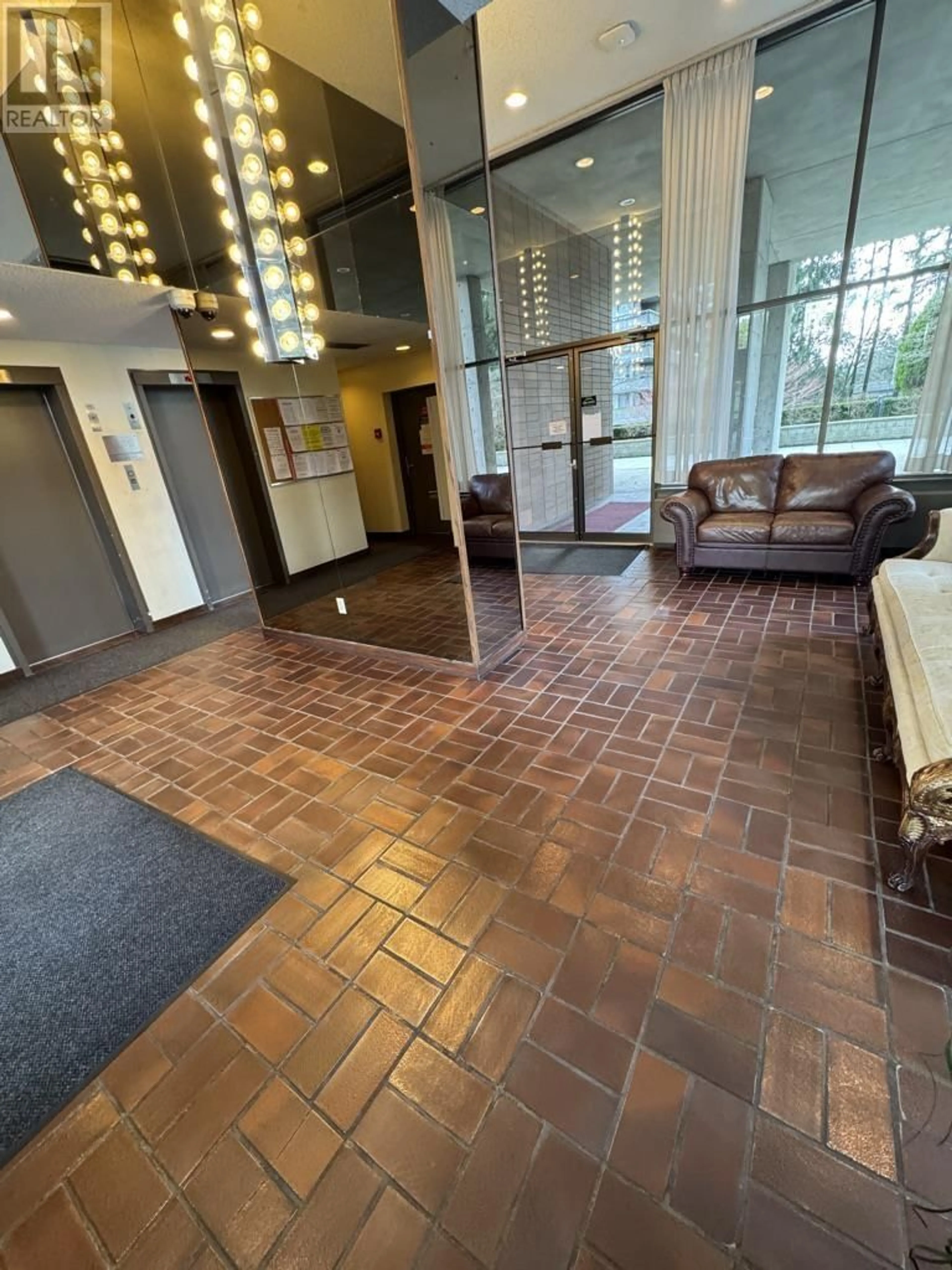 Unknown for 1606 - 3755 BARTLETT COURT, Burnaby British Columbia V3J7G7