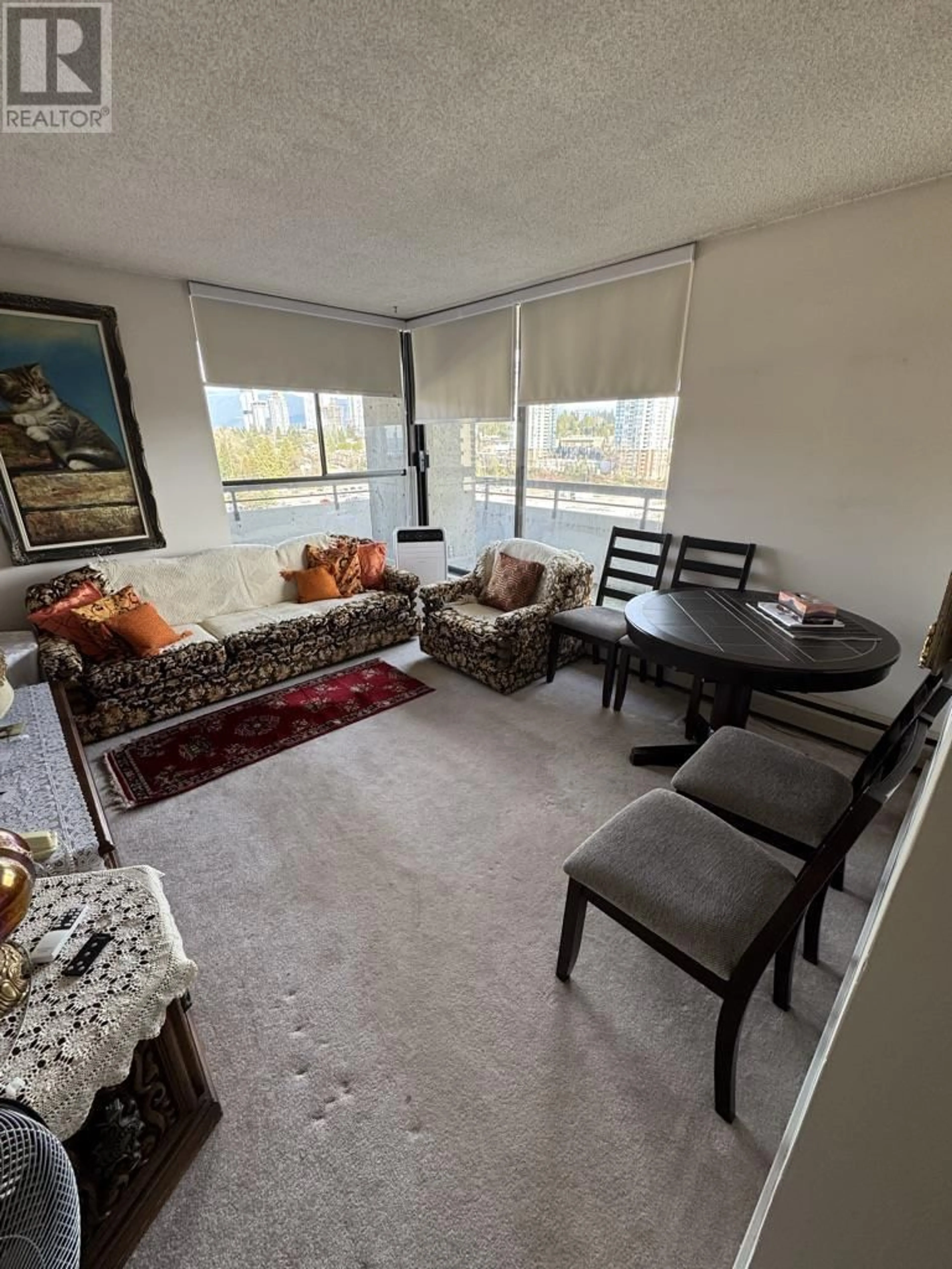 Living room with furniture, carpet floor for 1606 - 3755 BARTLETT COURT, Burnaby British Columbia V3J7G7