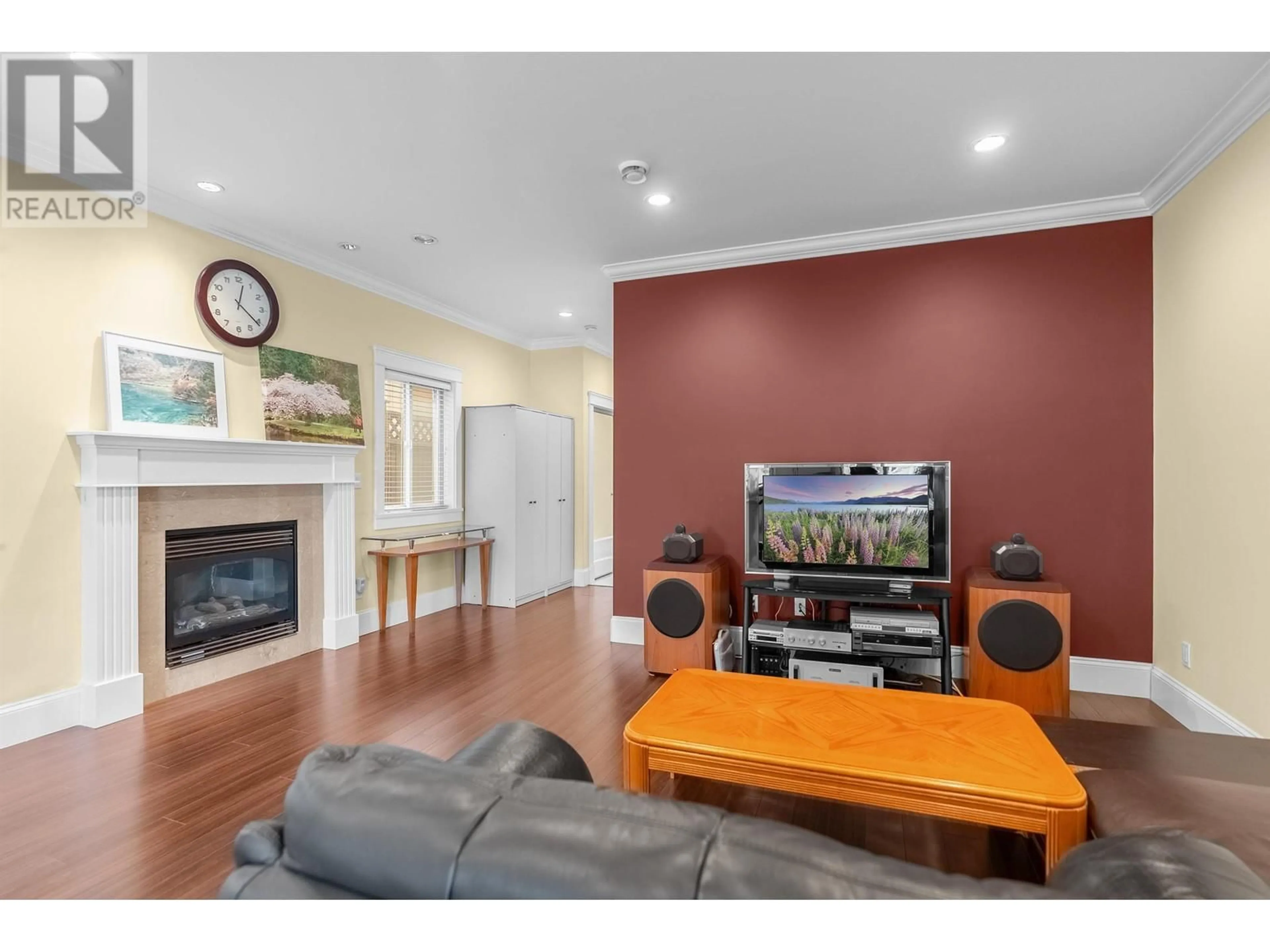 Home theater for 6971 DUNBLANE AVENUE, Burnaby British Columbia V5J4G1