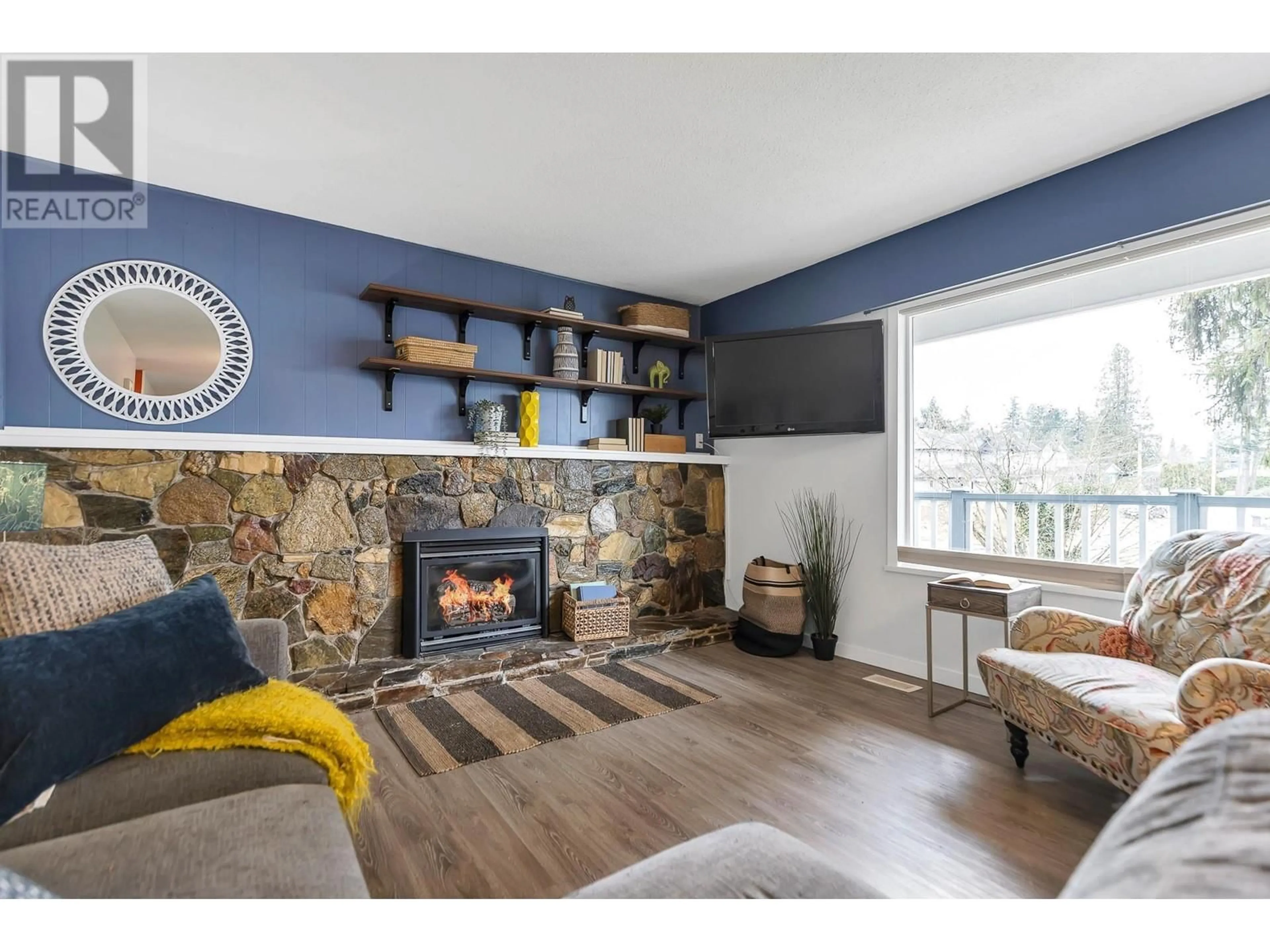 Living room with furniture, unknown for 11348 MELVILLE STREET, Maple Ridge British Columbia V2X1P6