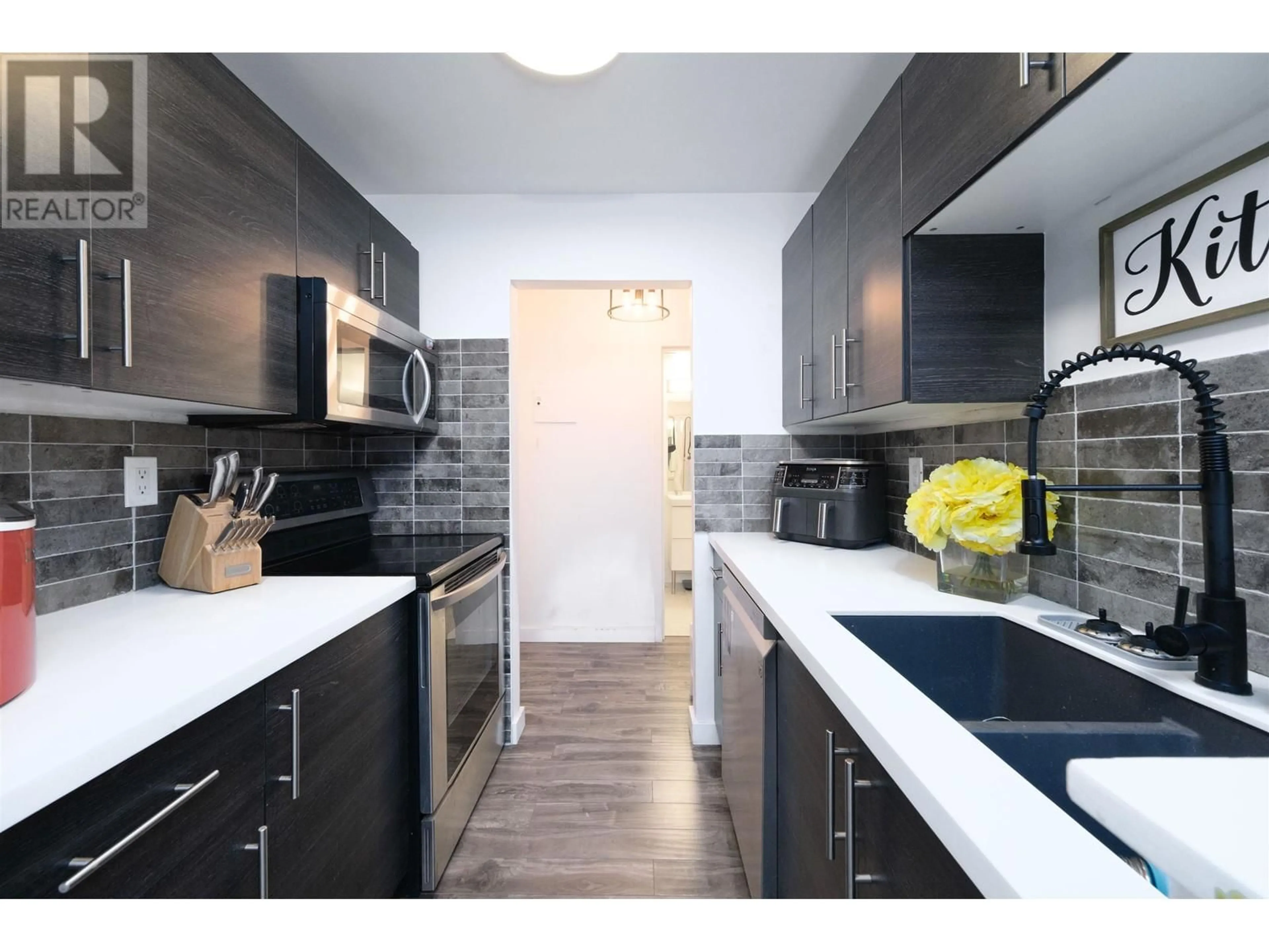 Unknown for 228 - 3451 SPRINGFIELD DRIVE, Richmond British Columbia V7E1Z2