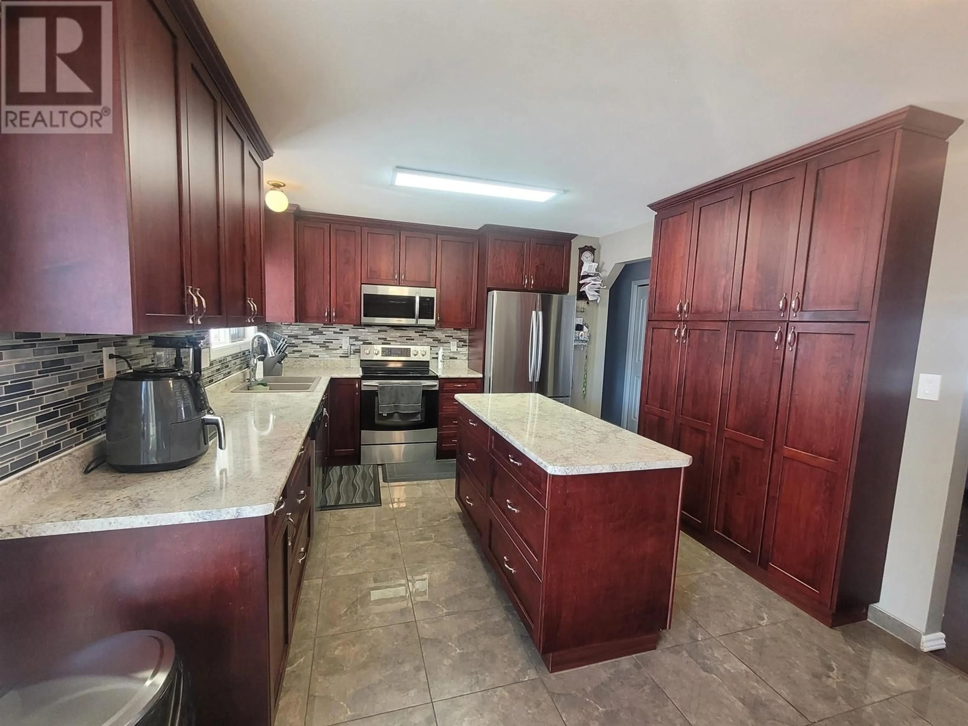 Standard kitchen, ceramic/tile floor for 2823 VANCE ROAD, Prince George British Columbia V2N4X5