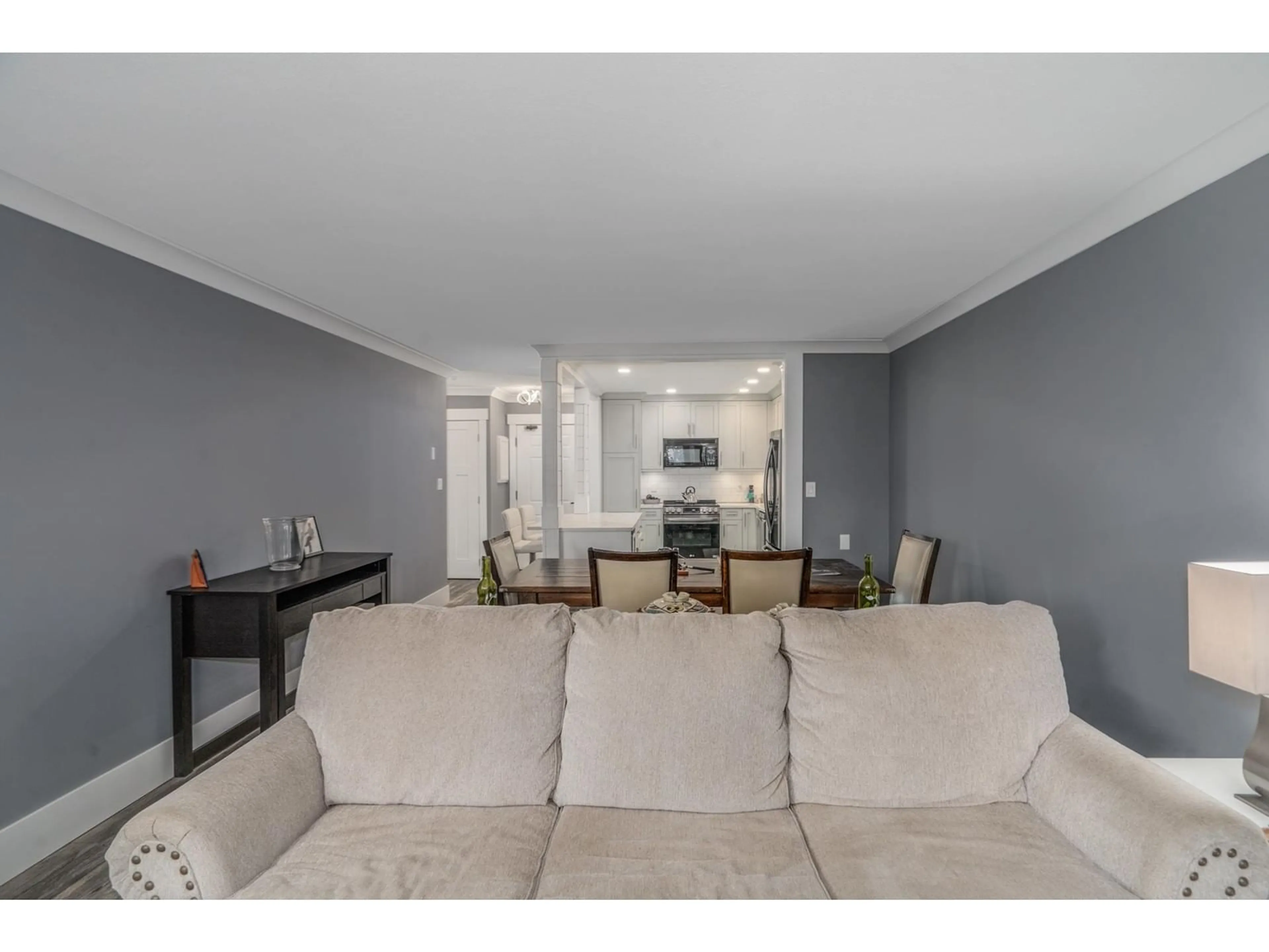 Living room with furniture, unknown for 507 - 1350 VIDAL, White Rock British Columbia V4B5G6