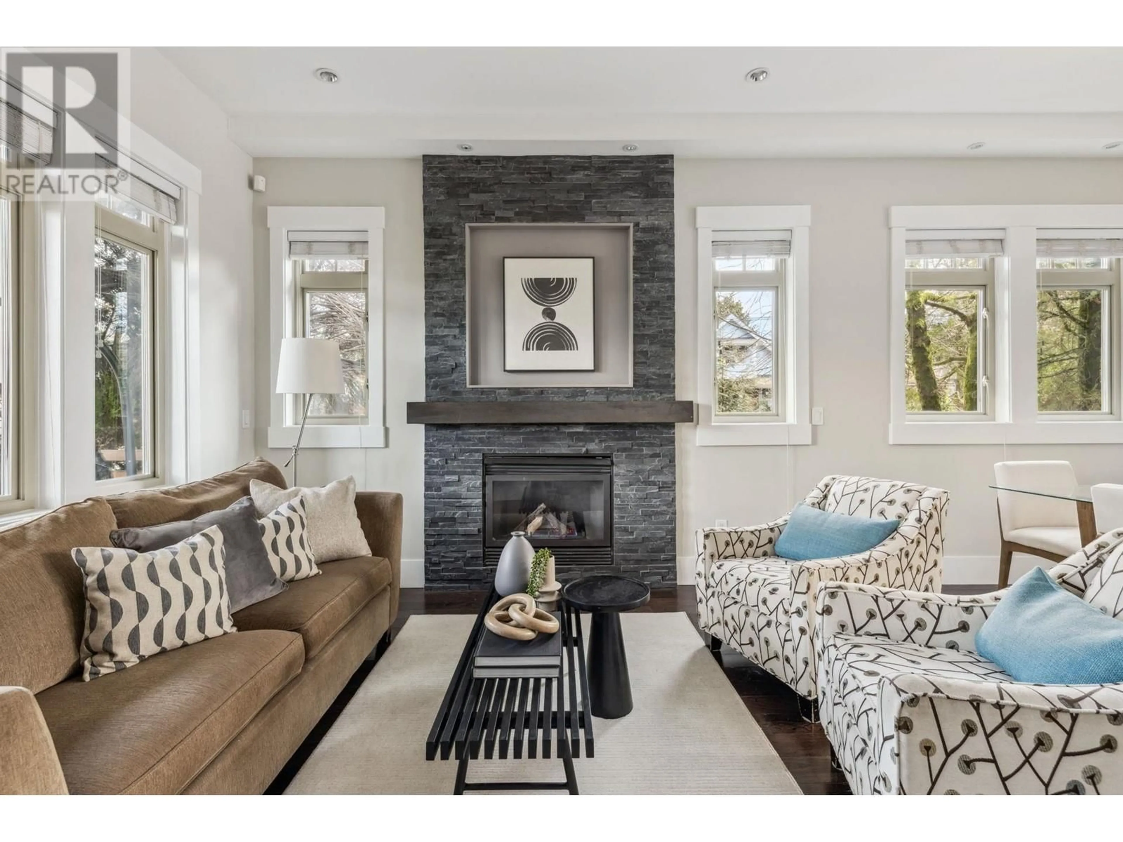 Living room with furniture, unknown for 2806 7TH AVENUE, Vancouver British Columbia V6K1Z6