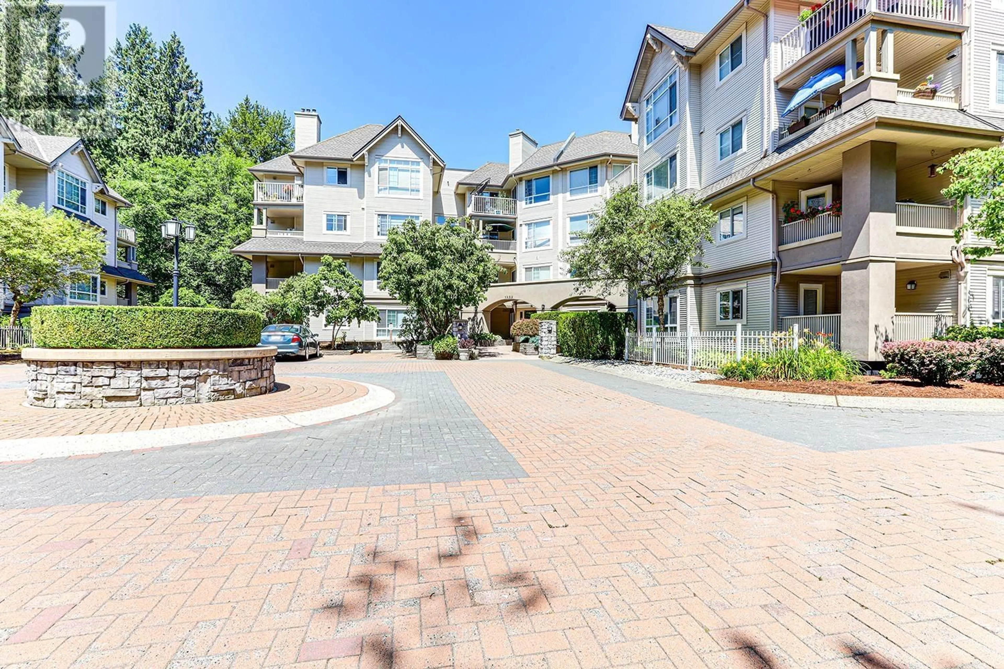 Patio, mountain view for 224 1252 TOWN CENTRE BOULEVARD, Coquitlam British Columbia V3B7R7