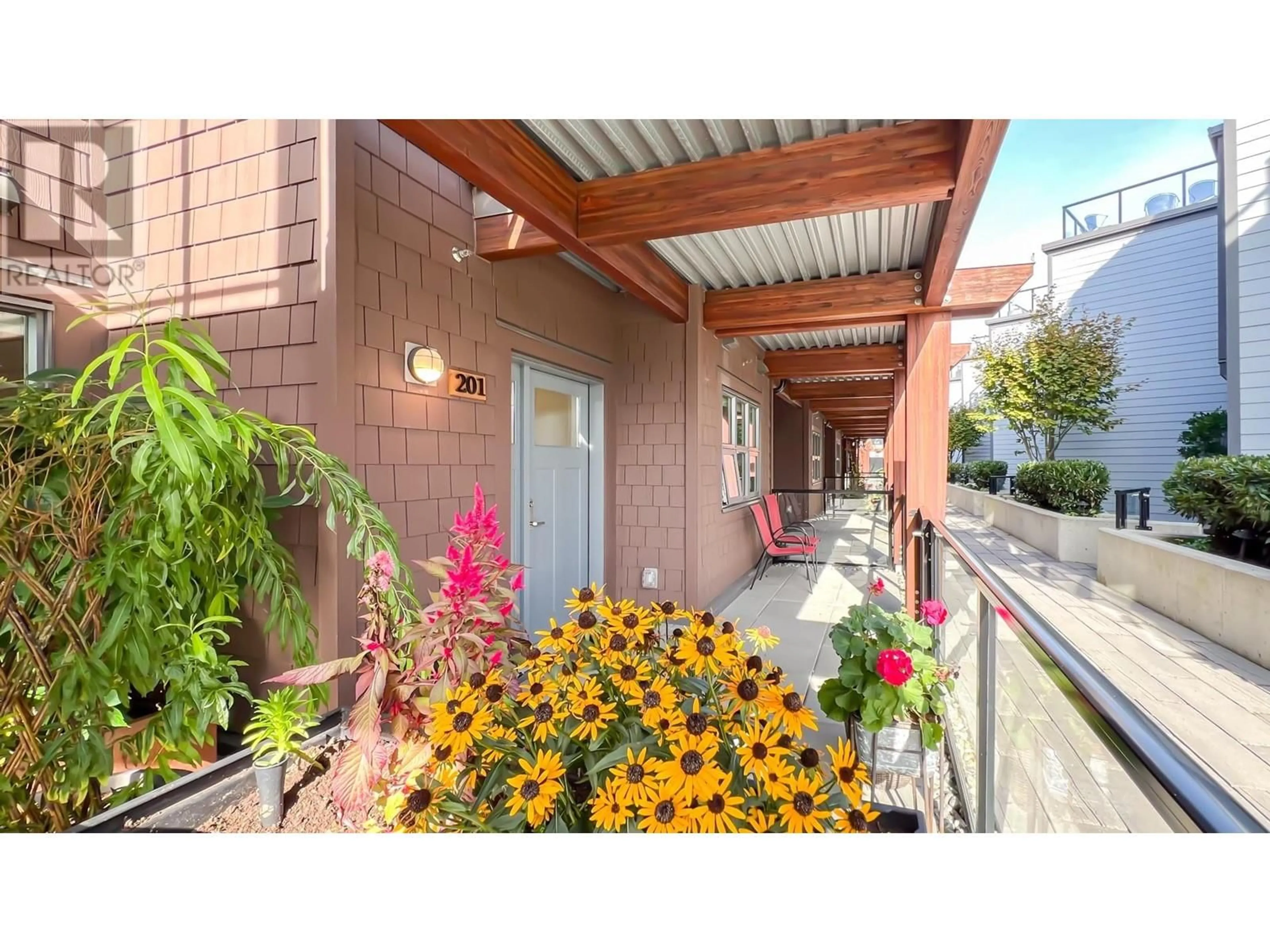 Indoor entryway for 201 - 12088 3RD AVENUE, Richmond British Columbia V7E0C3