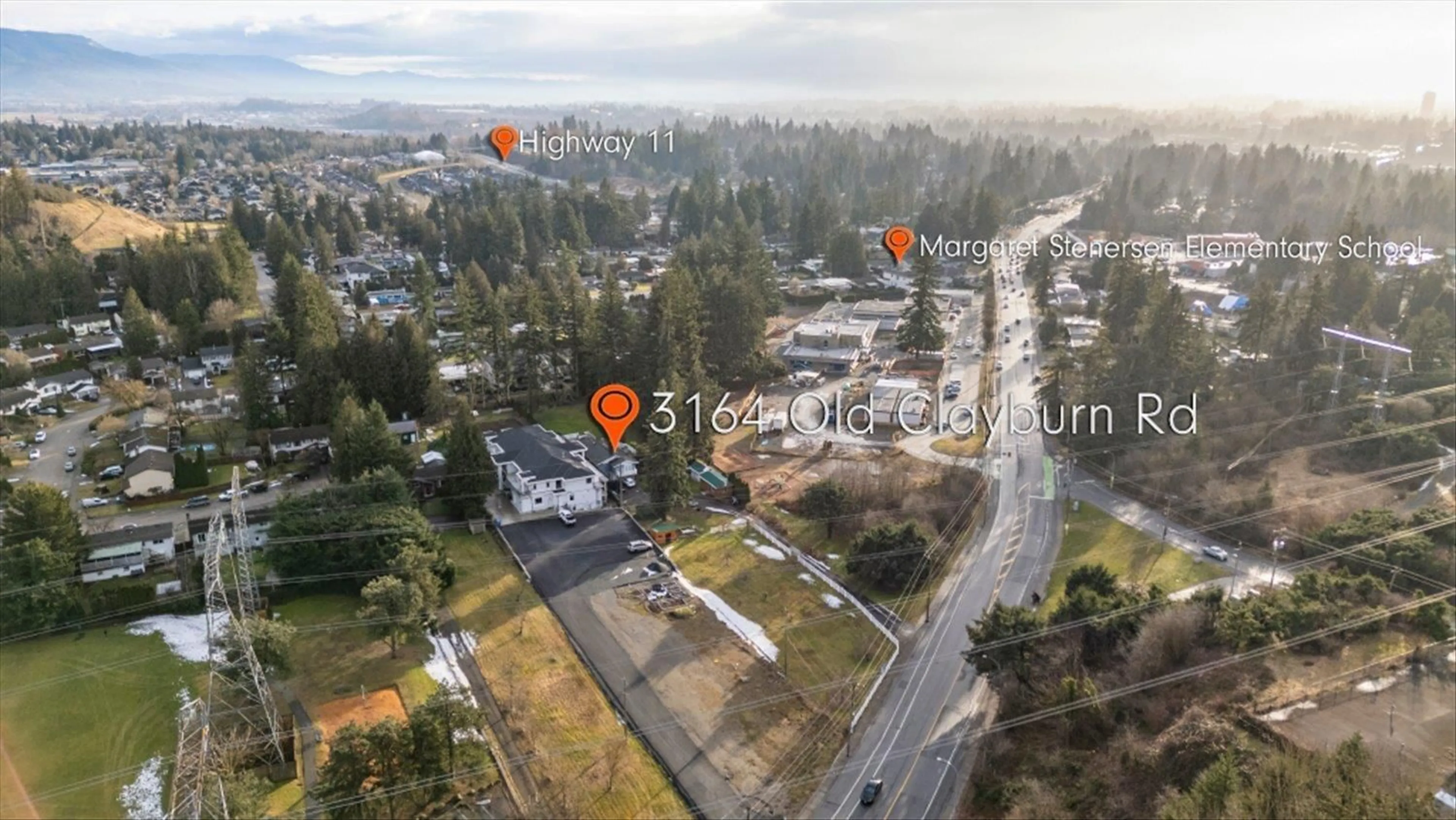 A pic from outside/outdoor area/front of a property/back of a property/a pic from drone, street for 3164 OLD CLAYBURN ROAD, Abbotsford British Columbia V2S4H3