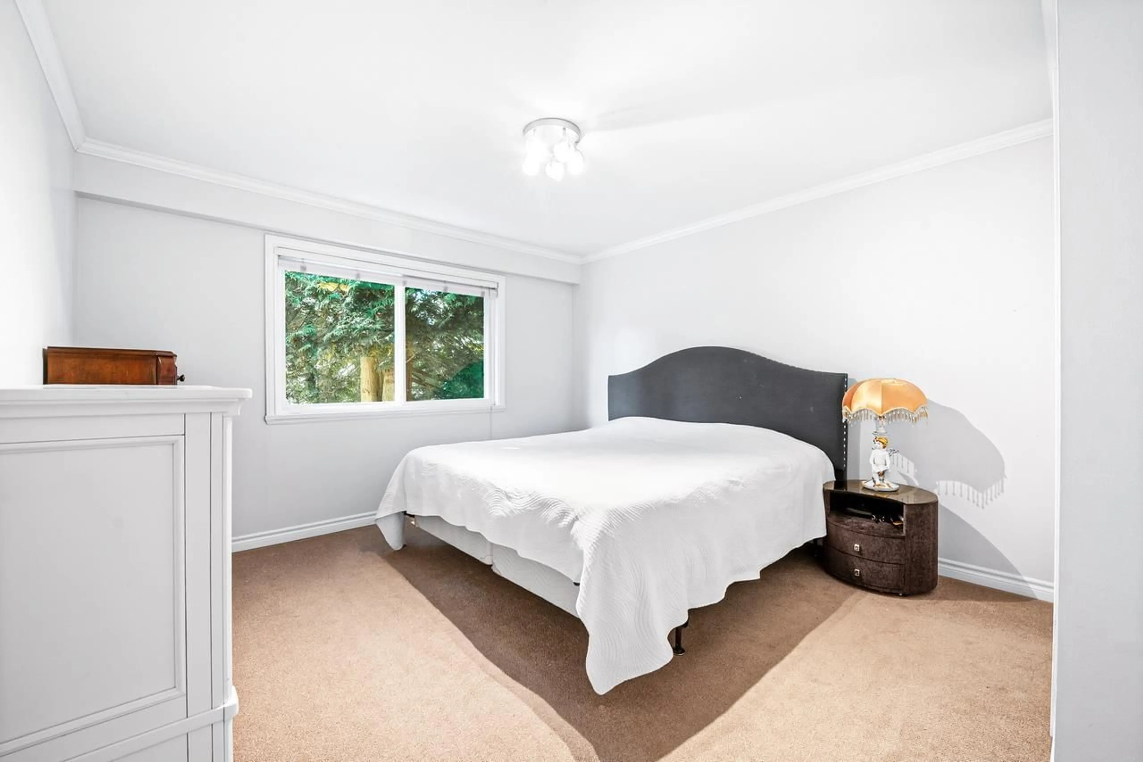 Bedroom with bed, unknown for 7037 WOODCREST, Delta British Columbia V4E2P2