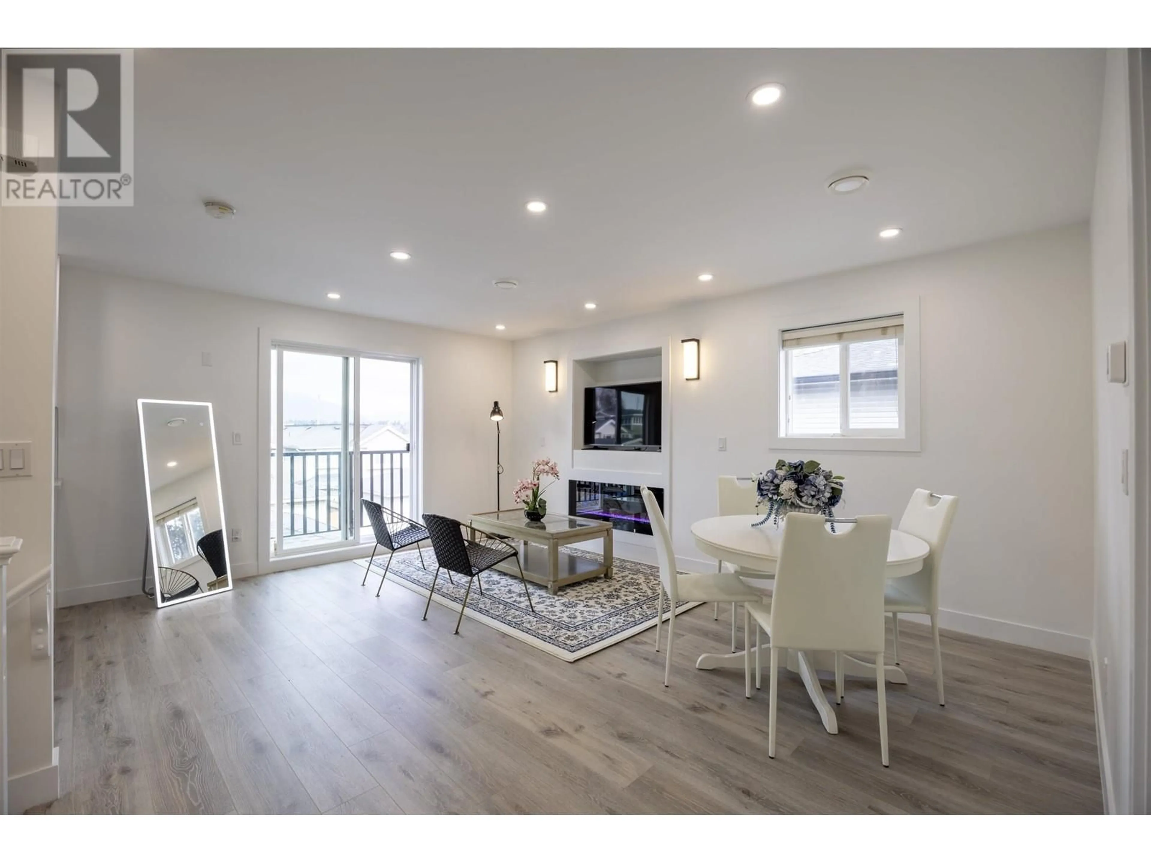 Unknown for 5705 WOODSWORTH STREET, Burnaby British Columbia V5G1S6