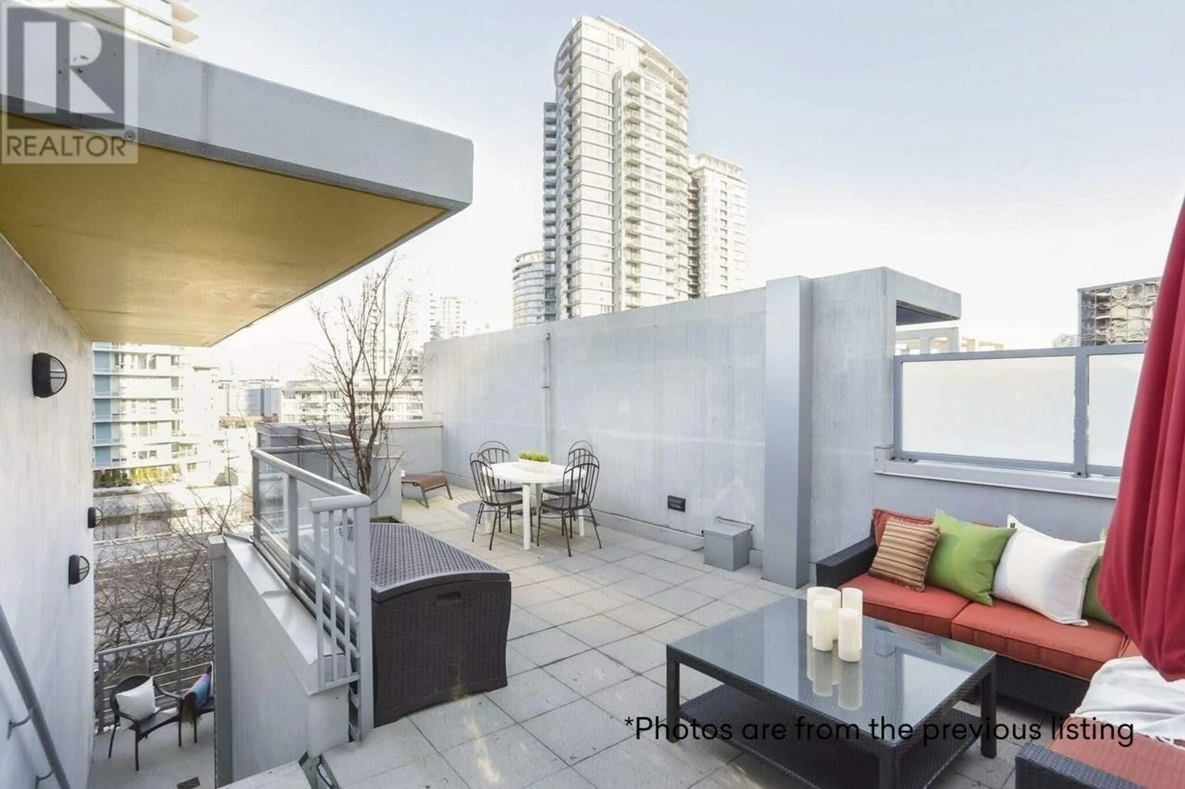 Patio, city buildings view from balcony for 112 DUNSMUIR STREET, Vancouver British Columbia V6B1X7