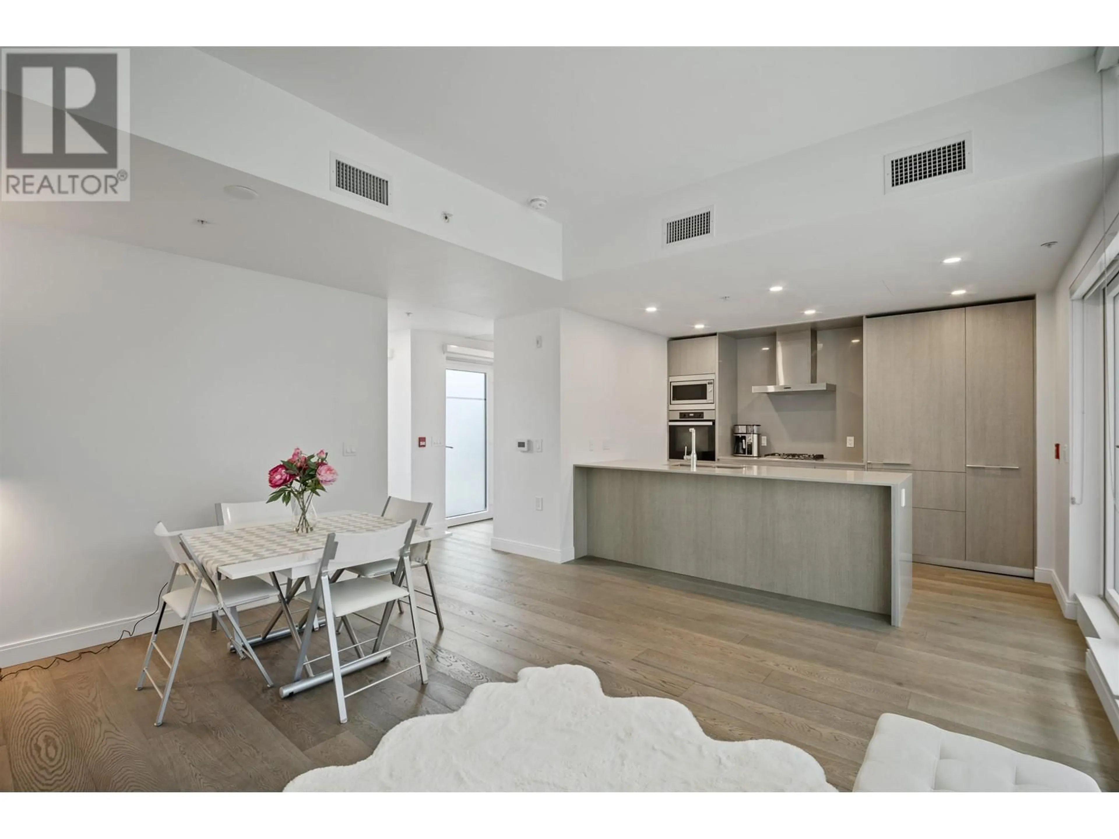 Open concept kitchen, unknown for 4920 CAMBIE STREET, Vancouver British Columbia V5Z0K1