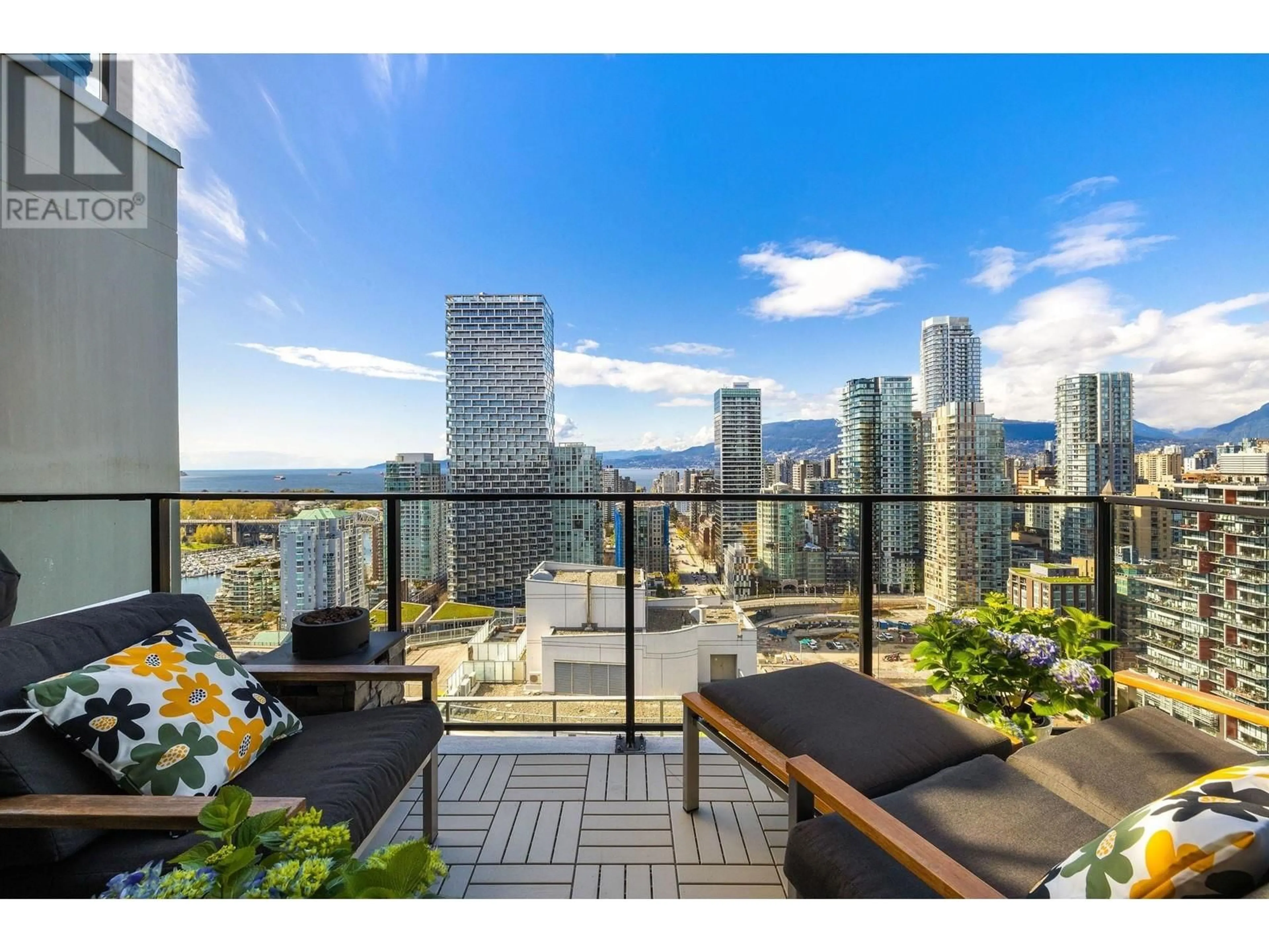 Living room with furniture, wood/laminate floor for 3603 - 1495 RICHARDS STREET, Vancouver British Columbia V6Z3E3