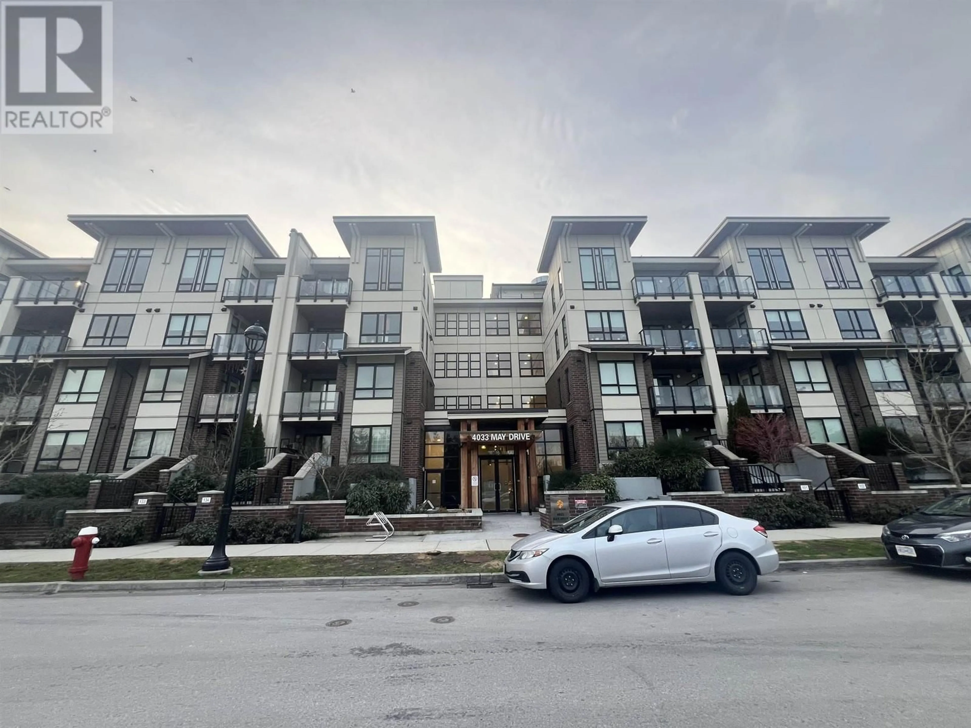 A pic from outside/outdoor area/front of a property/back of a property/a pic from drone, unknown for 315 - 4033 MAY DRIVE, Richmond British Columbia V6X0T3