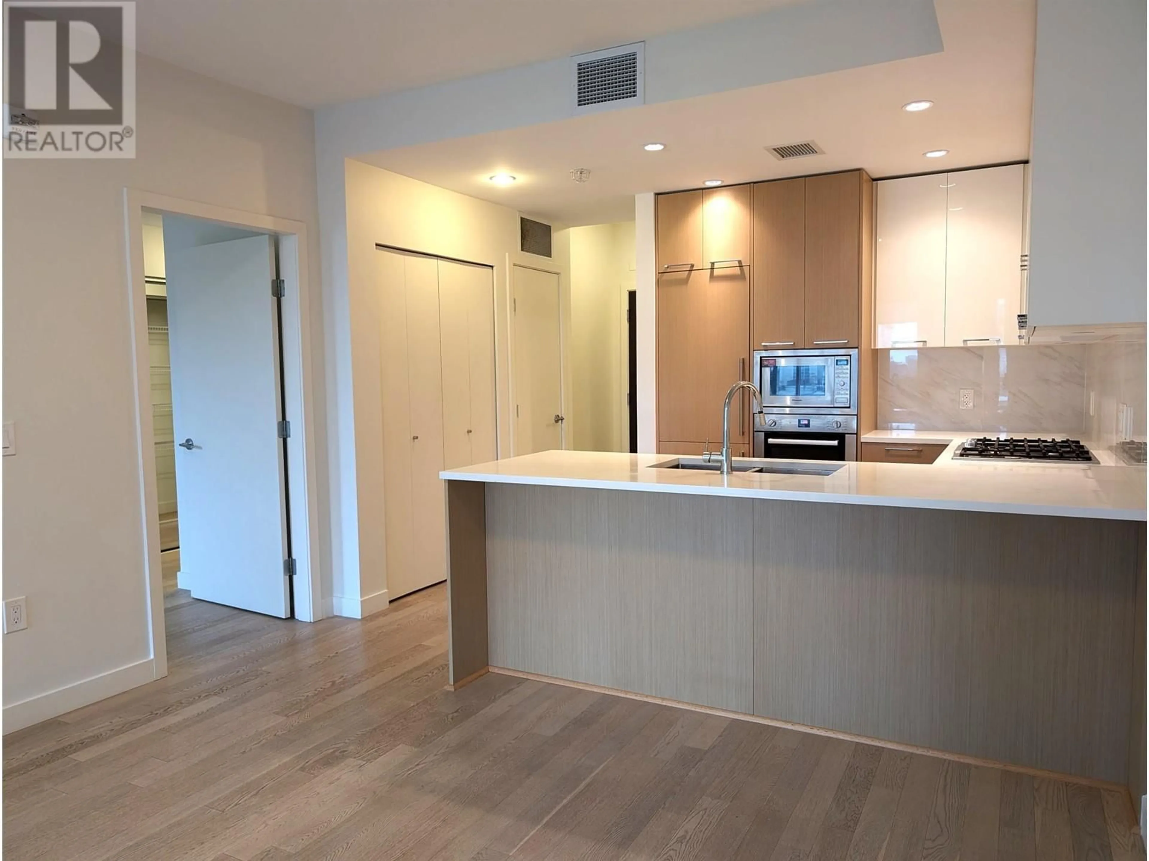Open concept kitchen, unknown for 315 - 4033 MAY DRIVE, Richmond British Columbia V6X0T3