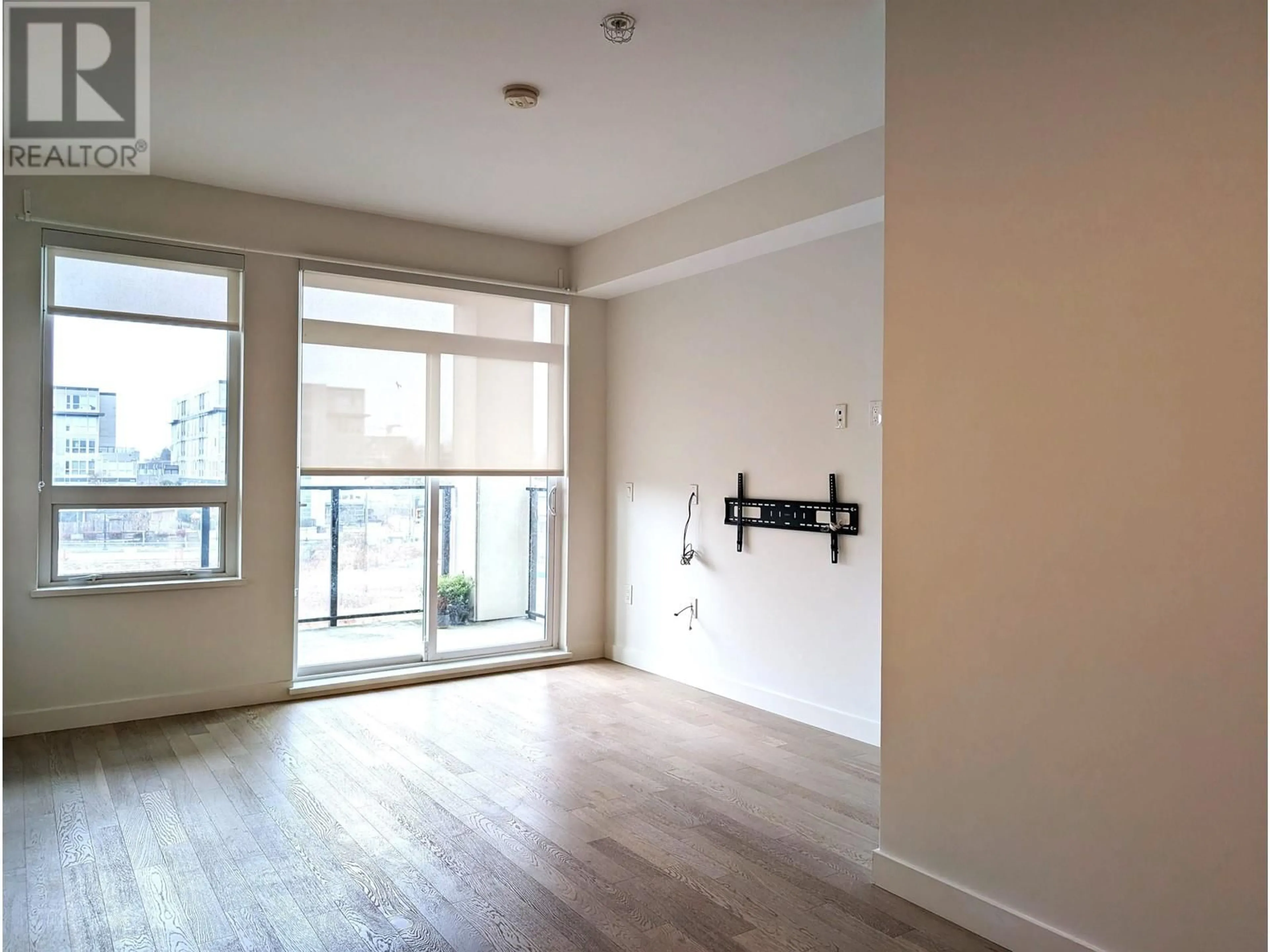 A pic of a room for 315 - 4033 MAY DRIVE, Richmond British Columbia V6X0T3