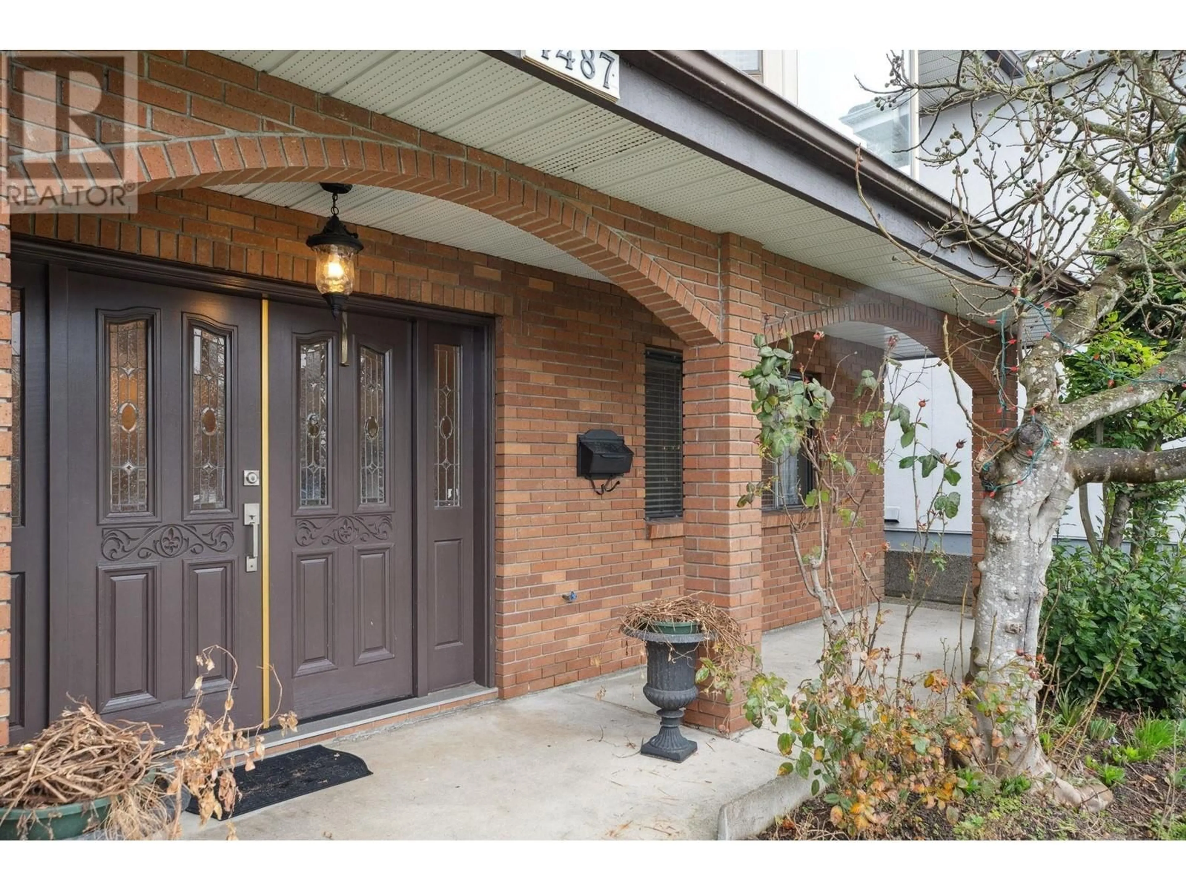 Home with brick exterior material, street for 4487 NAPIER STREET, Burnaby British Columbia V5C3H2