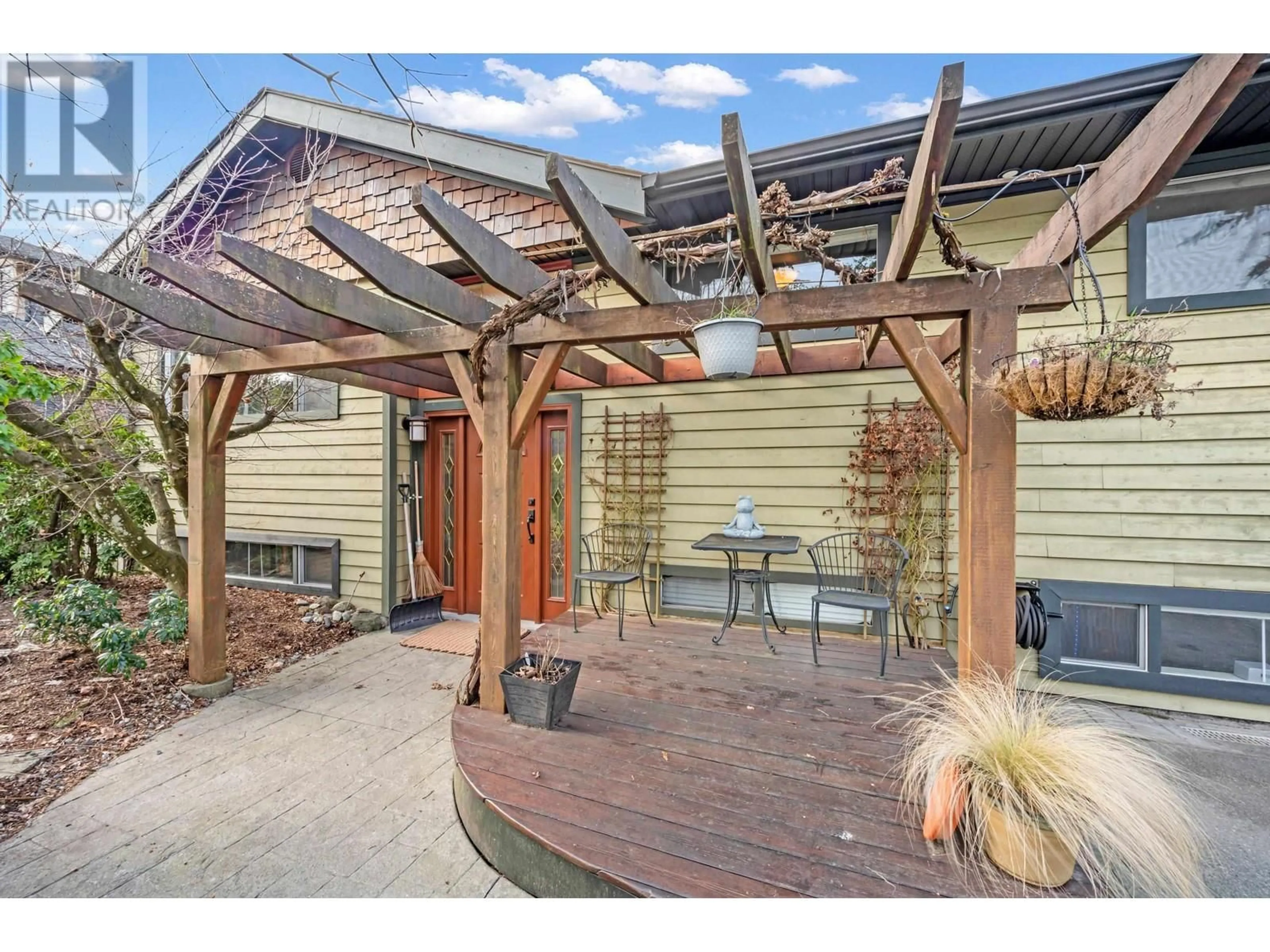 Patio, street for 870 SEYMOUR DRIVE, Coquitlam British Columbia V3J6V7