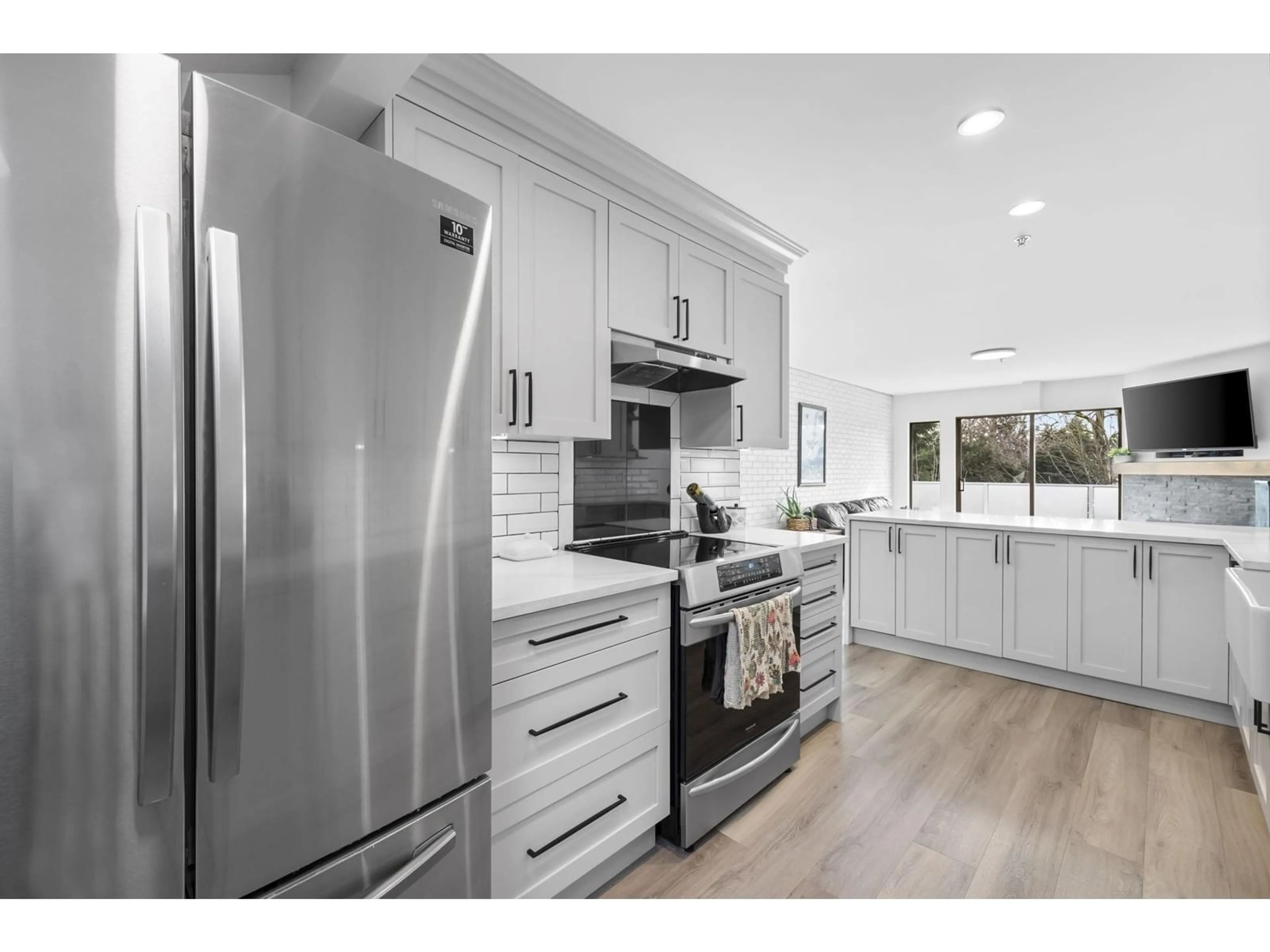 Open concept kitchen, unknown for 29 - 5666 208TH, Langley British Columbia V3A8G4