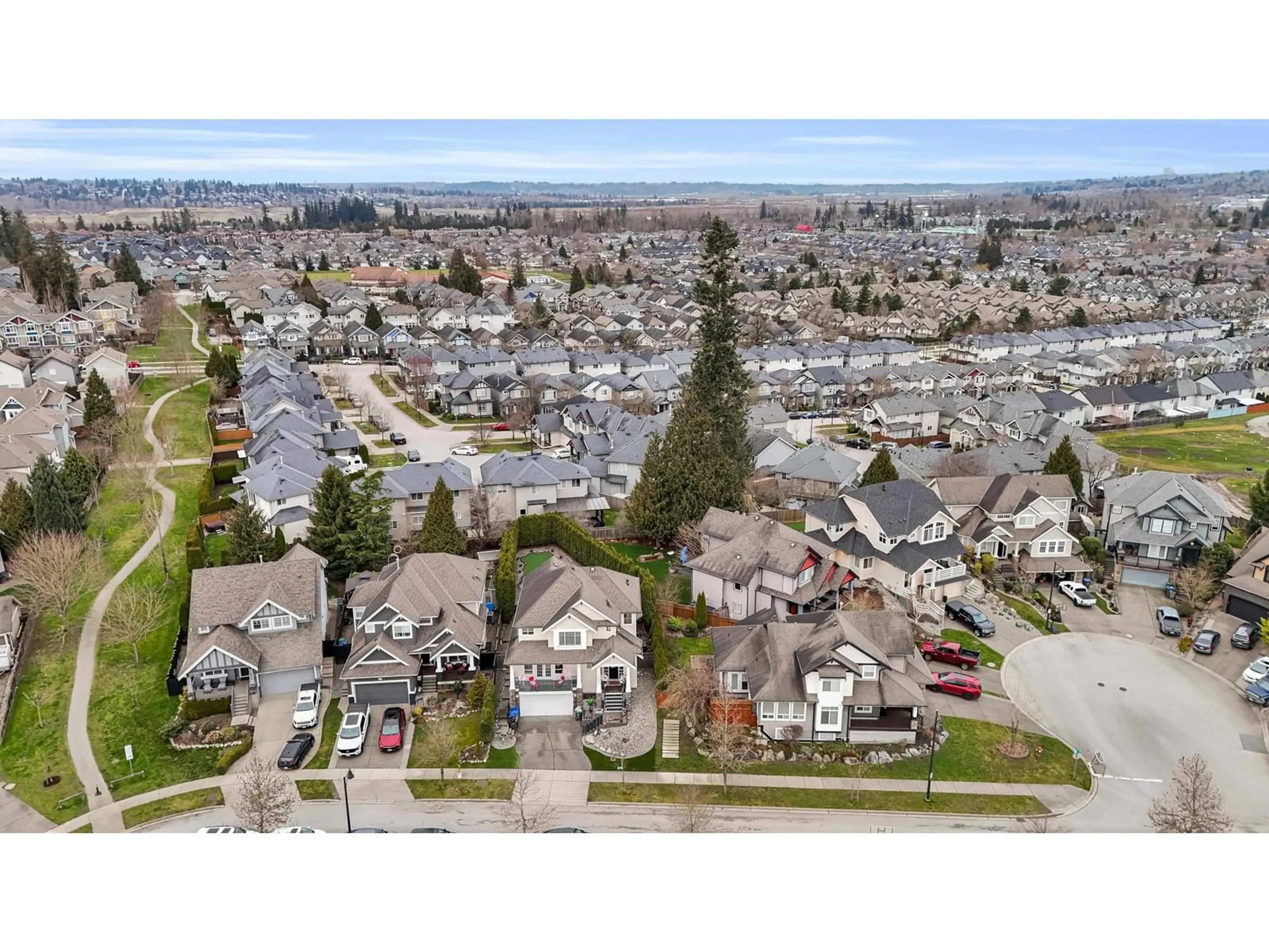 A pic from outside/outdoor area/front of a property/back of a property/a pic from drone, mountain view for 16535 59 AVENUE, Surrey British Columbia V3S4G2