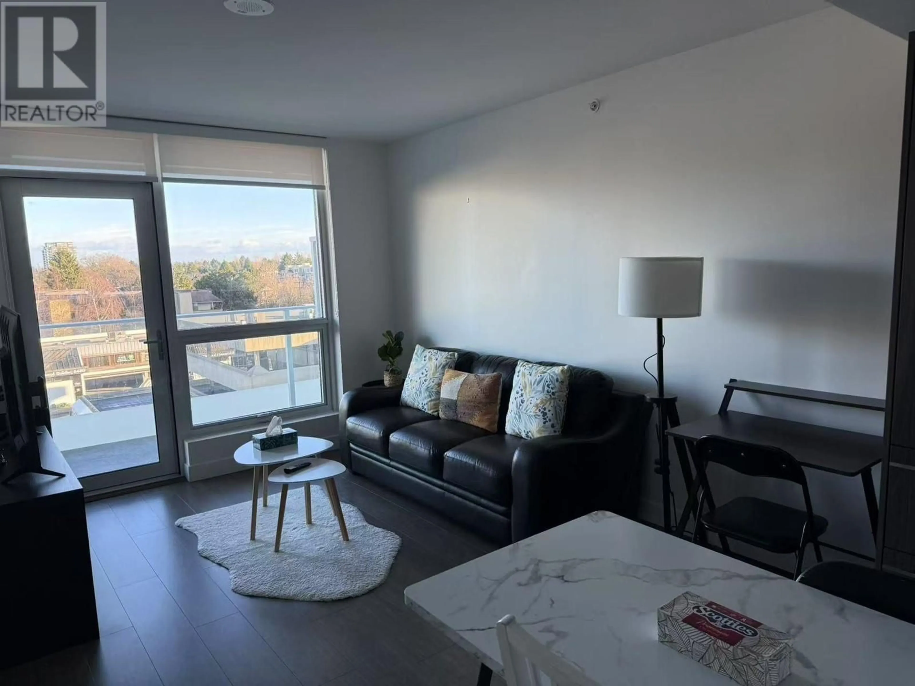 Living room with furniture, unknown for 629 - 8133 COOK ROAD, Richmond British Columbia V6Y0L7