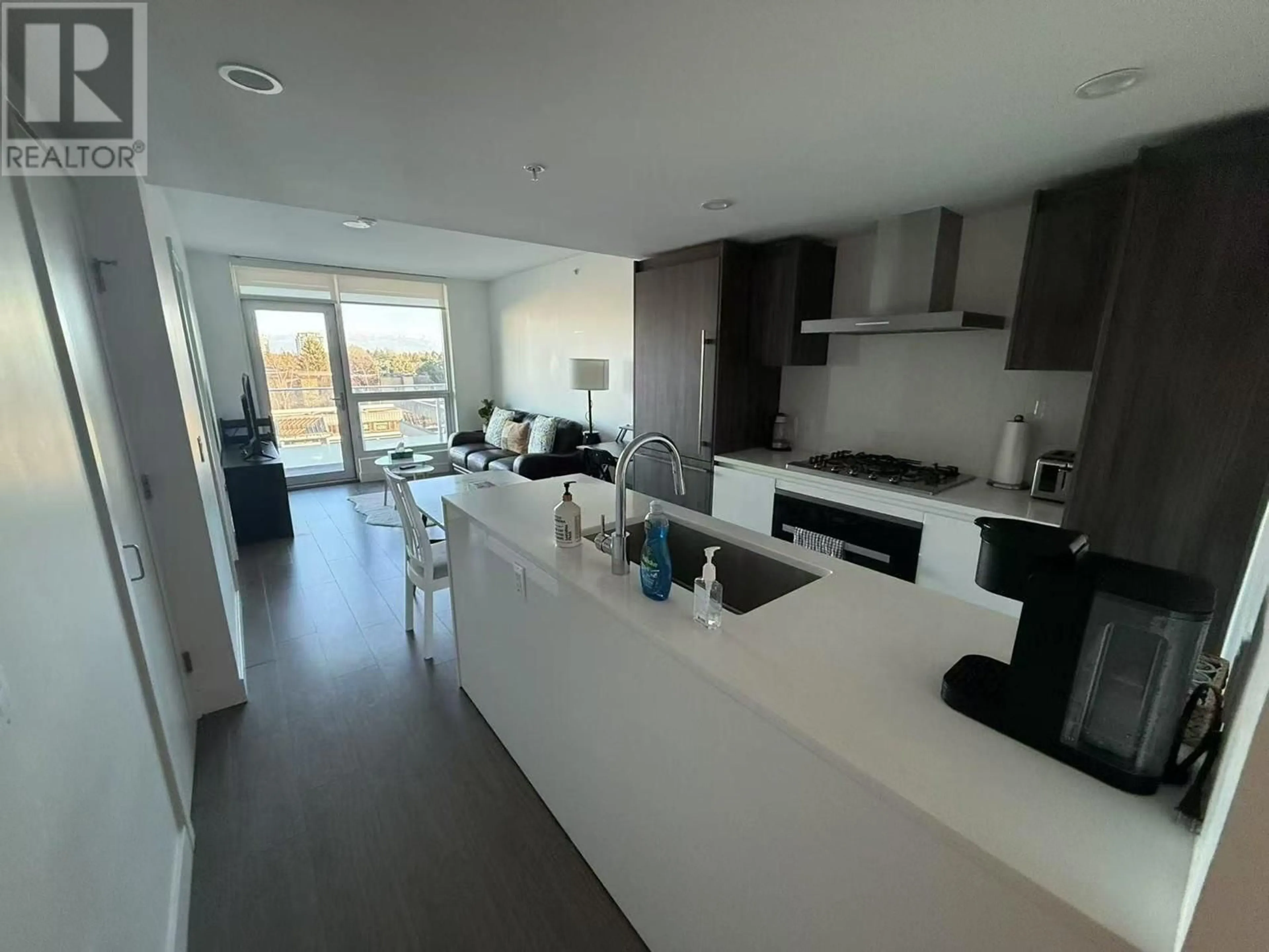 Open concept kitchen, unknown for 629 - 8133 COOK ROAD, Richmond British Columbia V6Y0L7