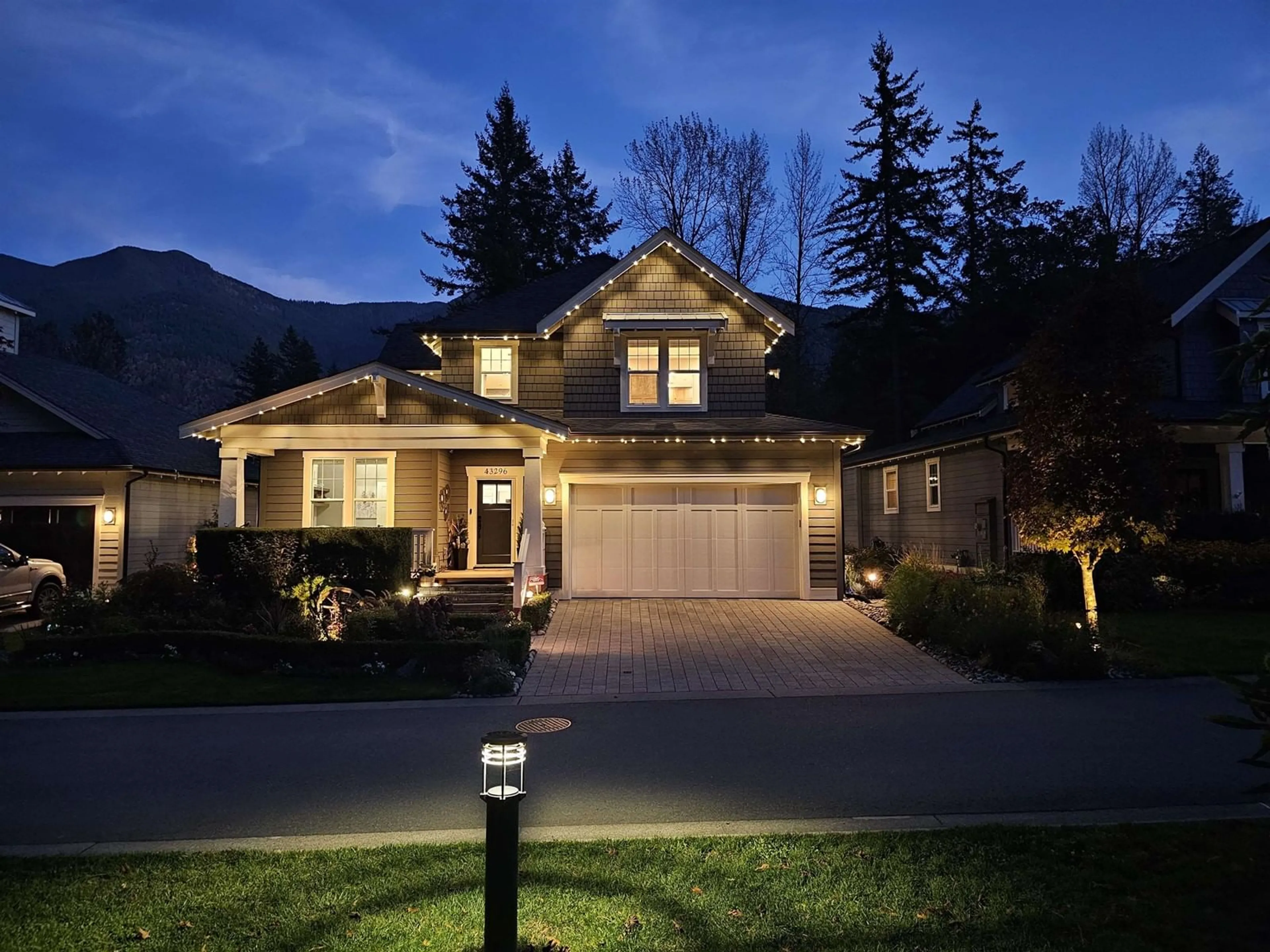 Home with vinyl exterior material, mountain view for 43296 WATER MILL WAY, Lindell Beach British Columbia V2R0Z4