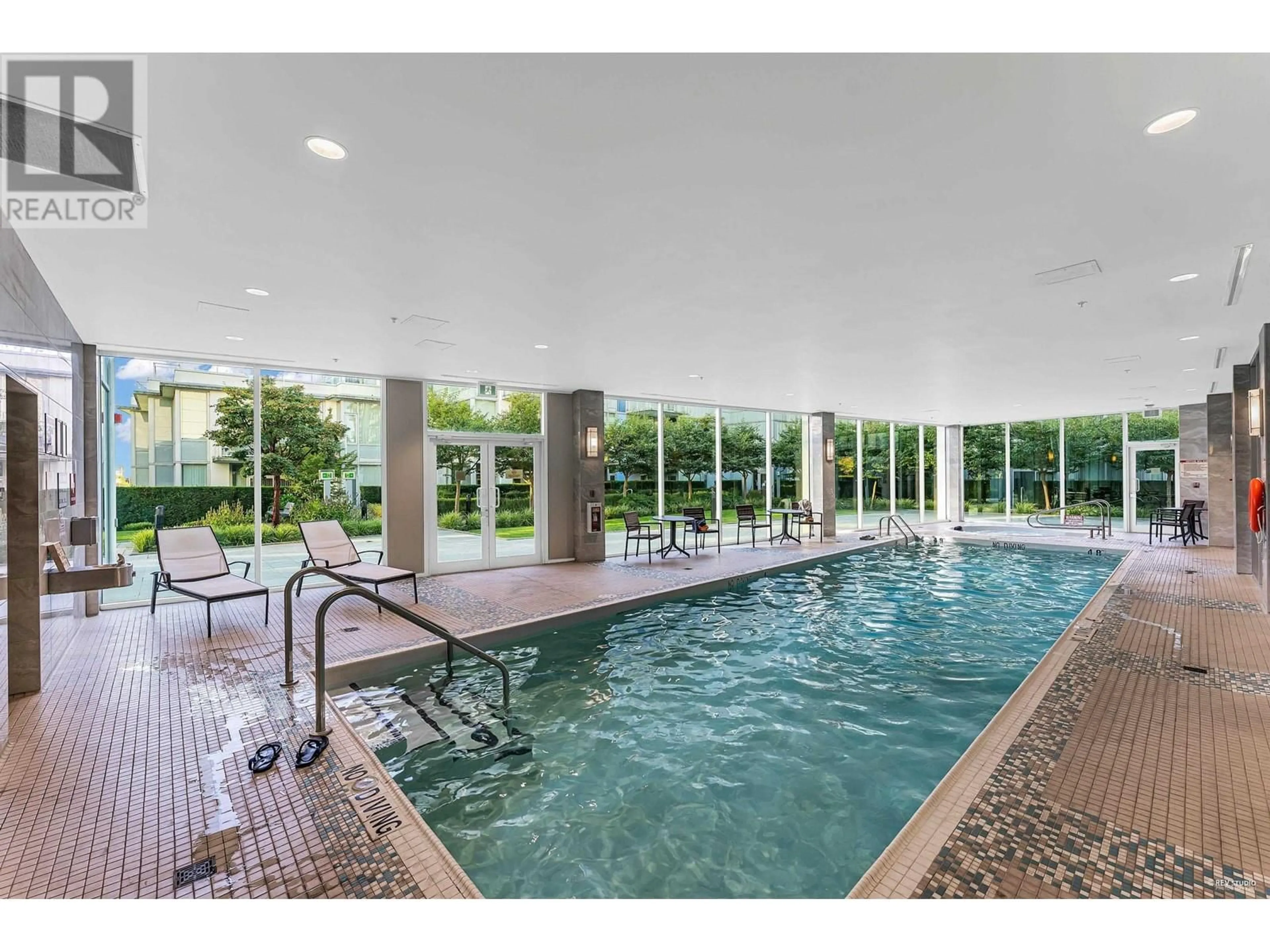 Pool for 802 8688 HAZELBRIDGE WAY, Richmond British Columbia V6X0R6