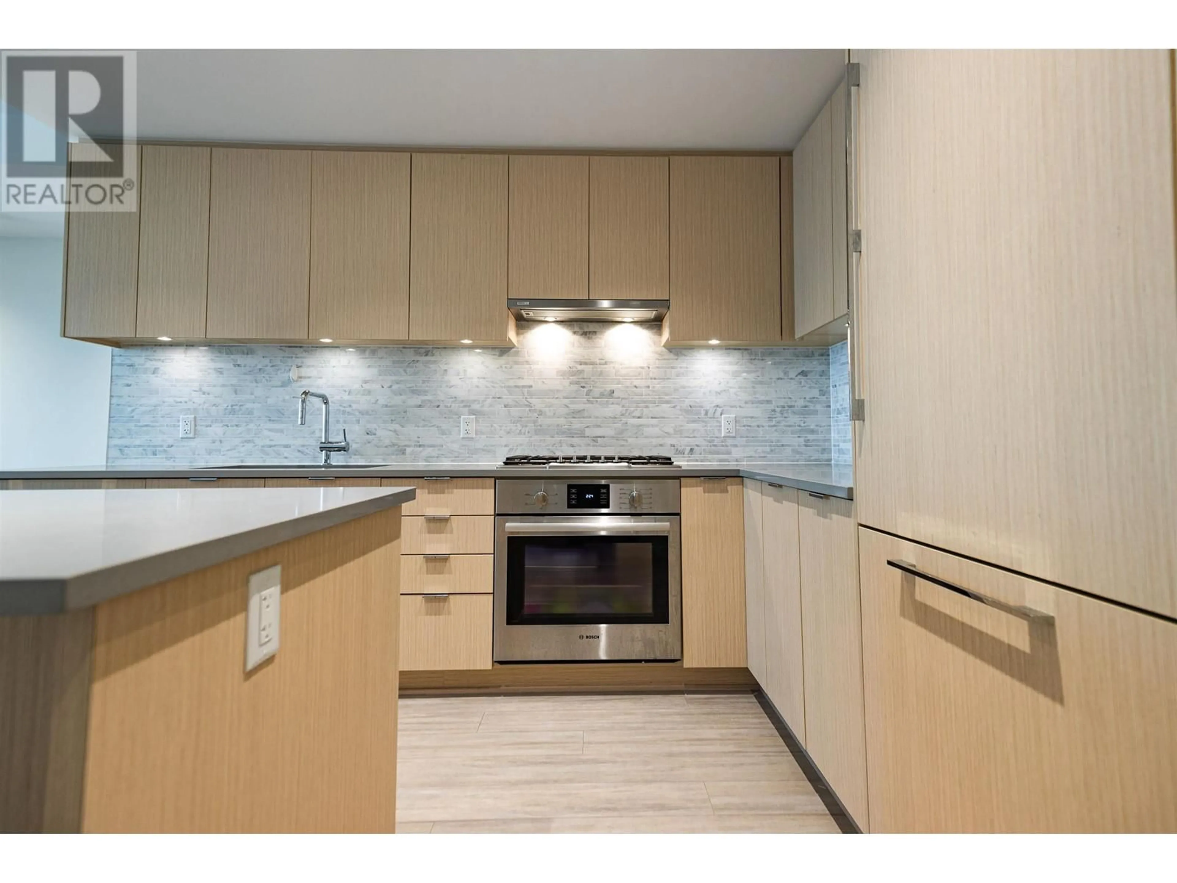 Standard kitchen, unknown for 402 - 9233 ODLIN ROAD, Richmond British Columbia V6X0V4