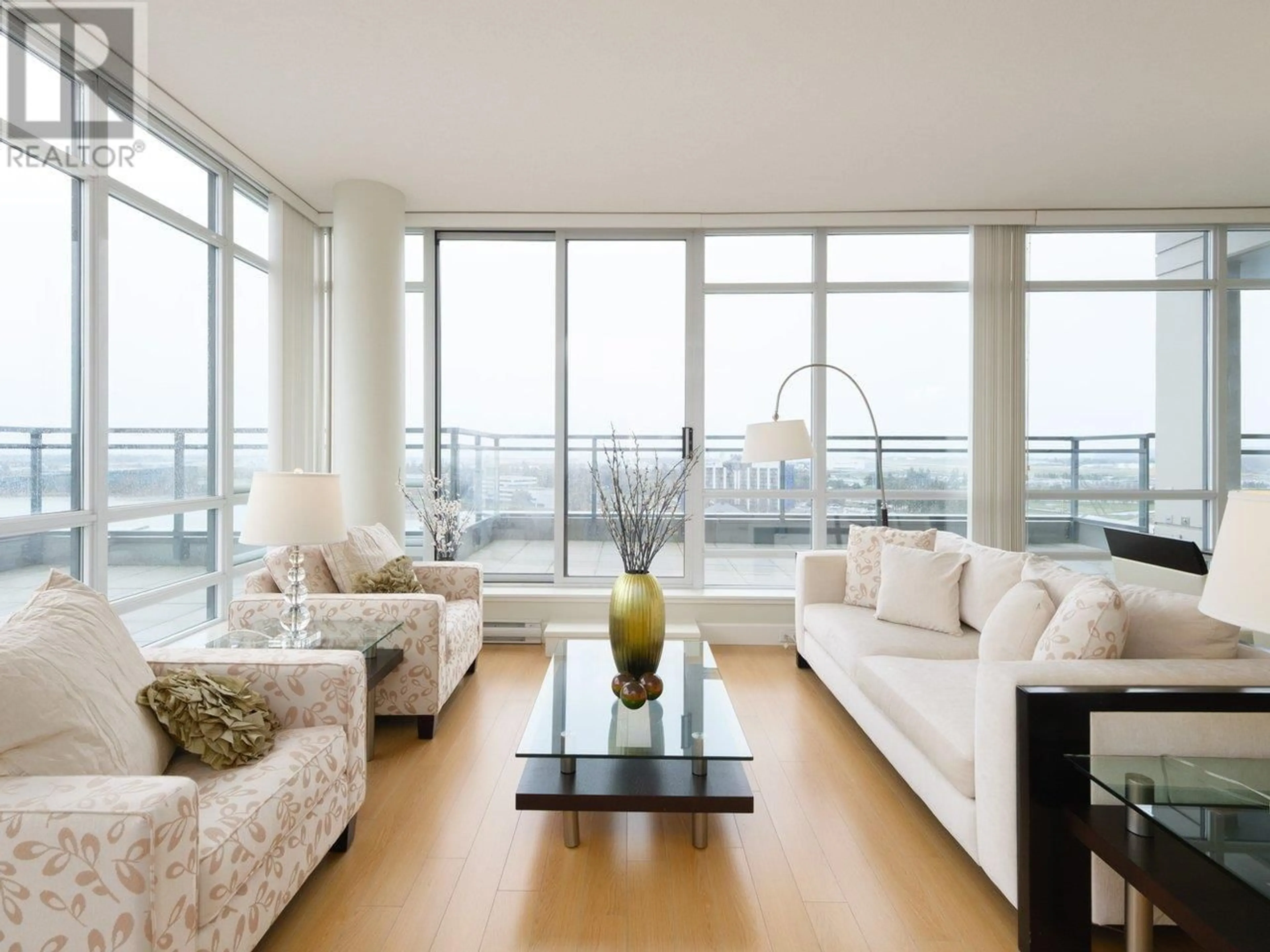 Living room with furniture, unknown for 1803 - 3333 CORVETTE WAY, Richmond British Columbia V6X0E3