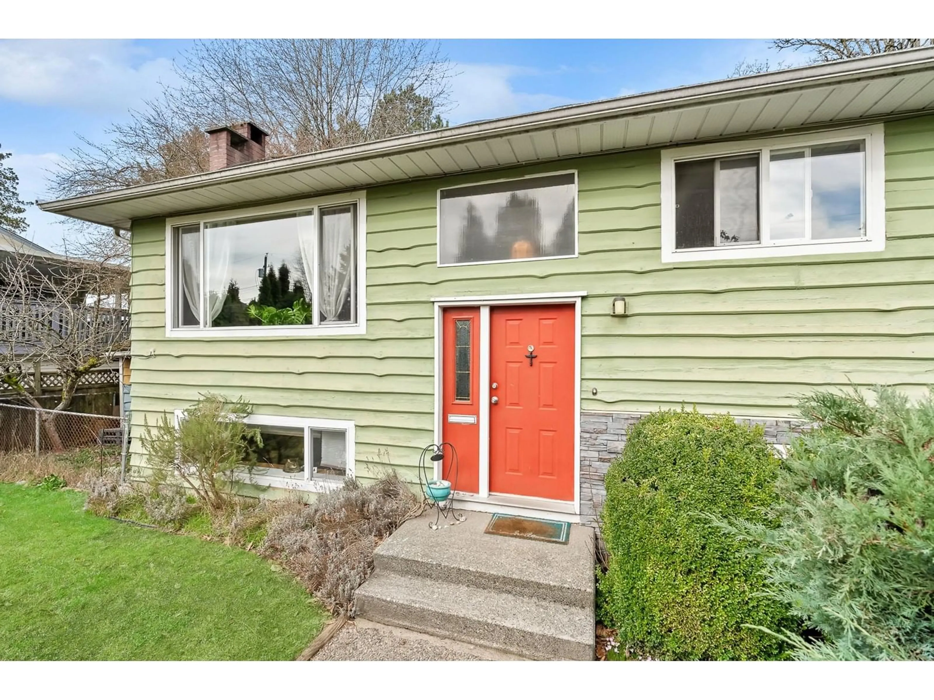 Home with vinyl exterior material, street for 11863 95A, Delta British Columbia V4C3V9