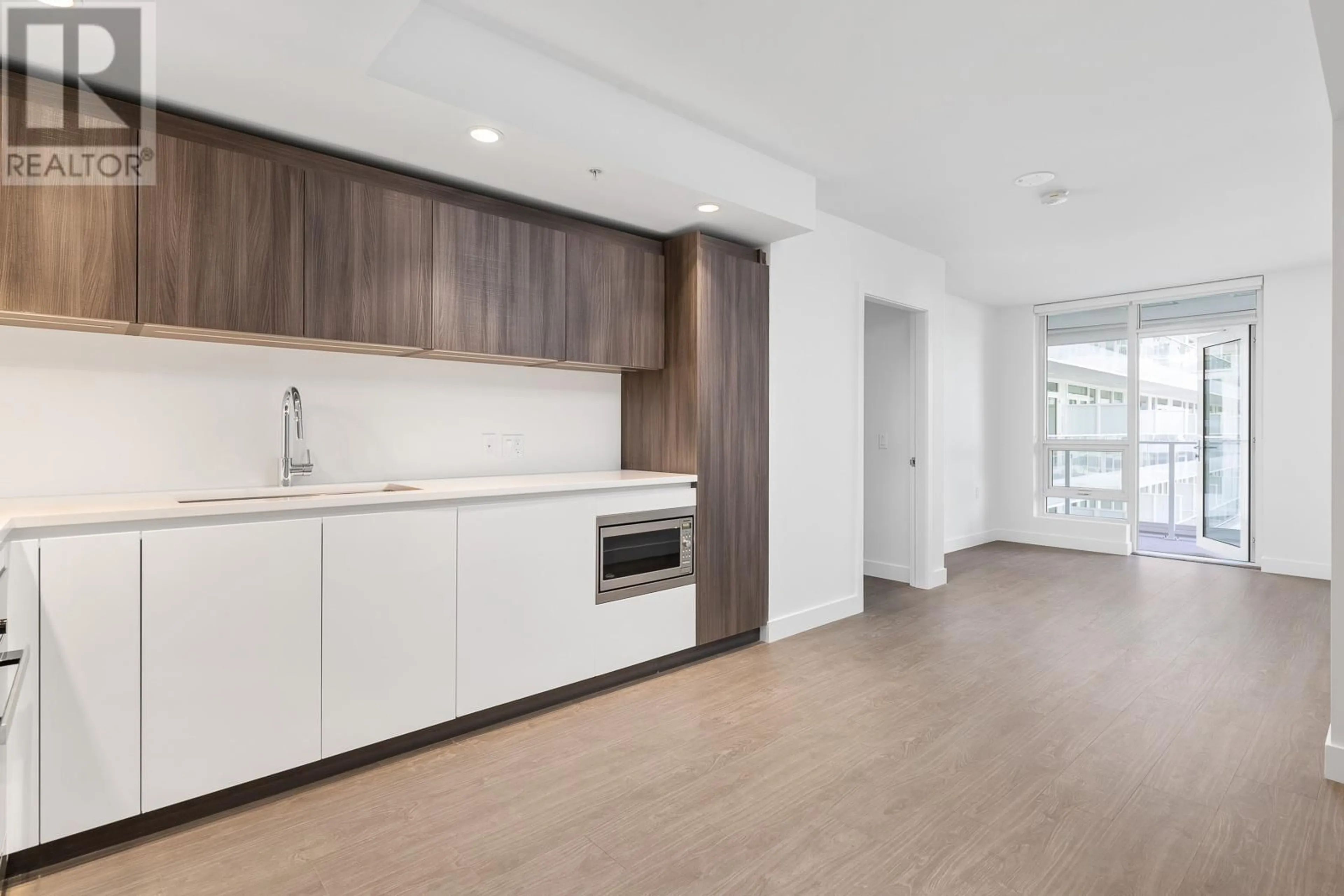 Open concept kitchen, wood/laminate floor for 854 - 6328 NO.3 ROAD, Richmond British Columbia V6Y0L6