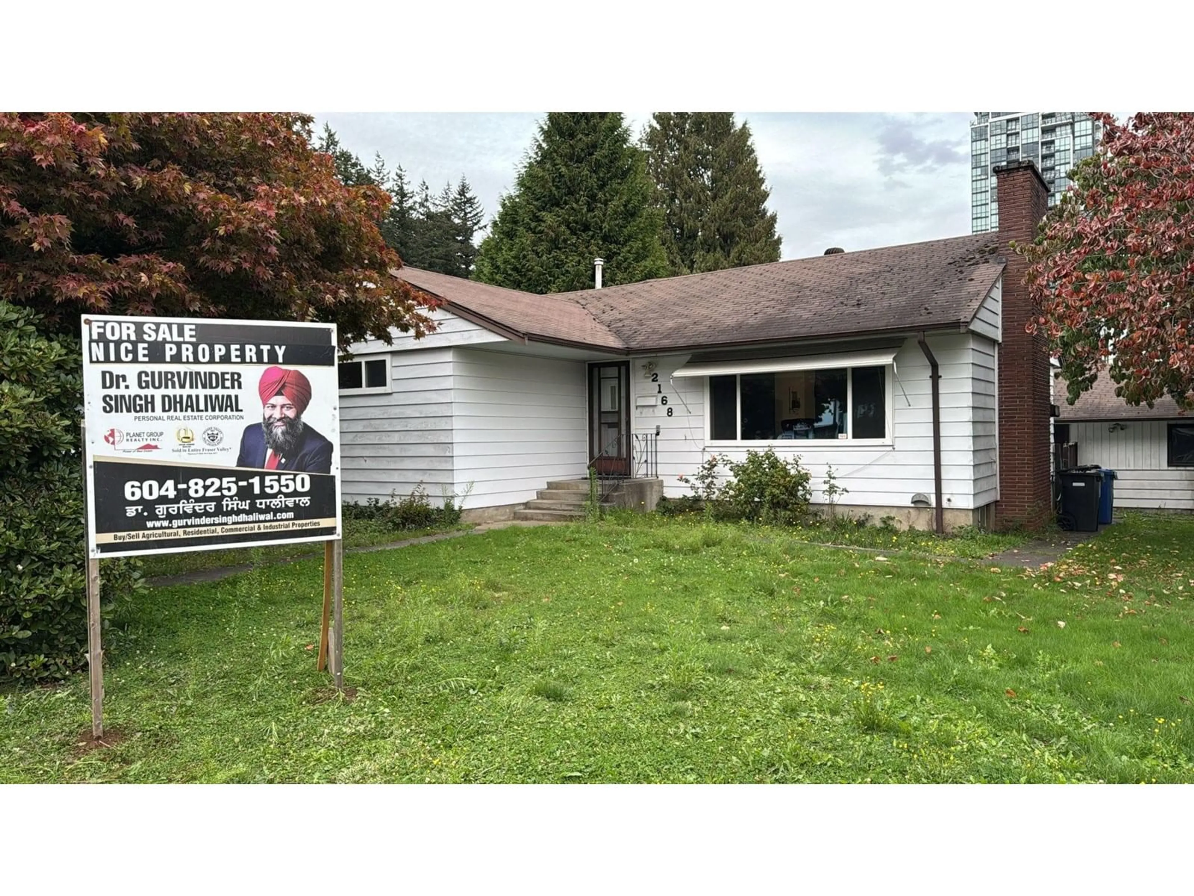 Home with vinyl exterior material, unknown for 2168 EMERSON, Abbotsford British Columbia V2T3H9