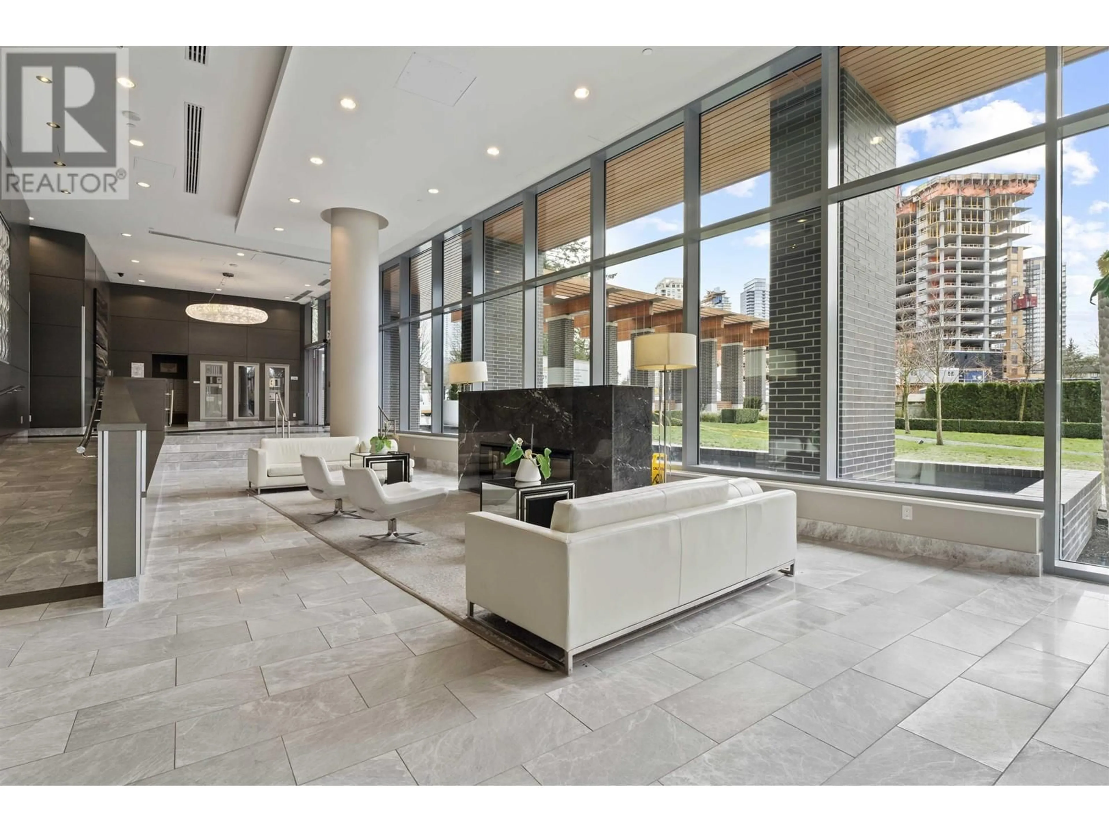 Lobby for 1203 - 5883 BARKER AVENUE, Burnaby British Columbia V5H0G4