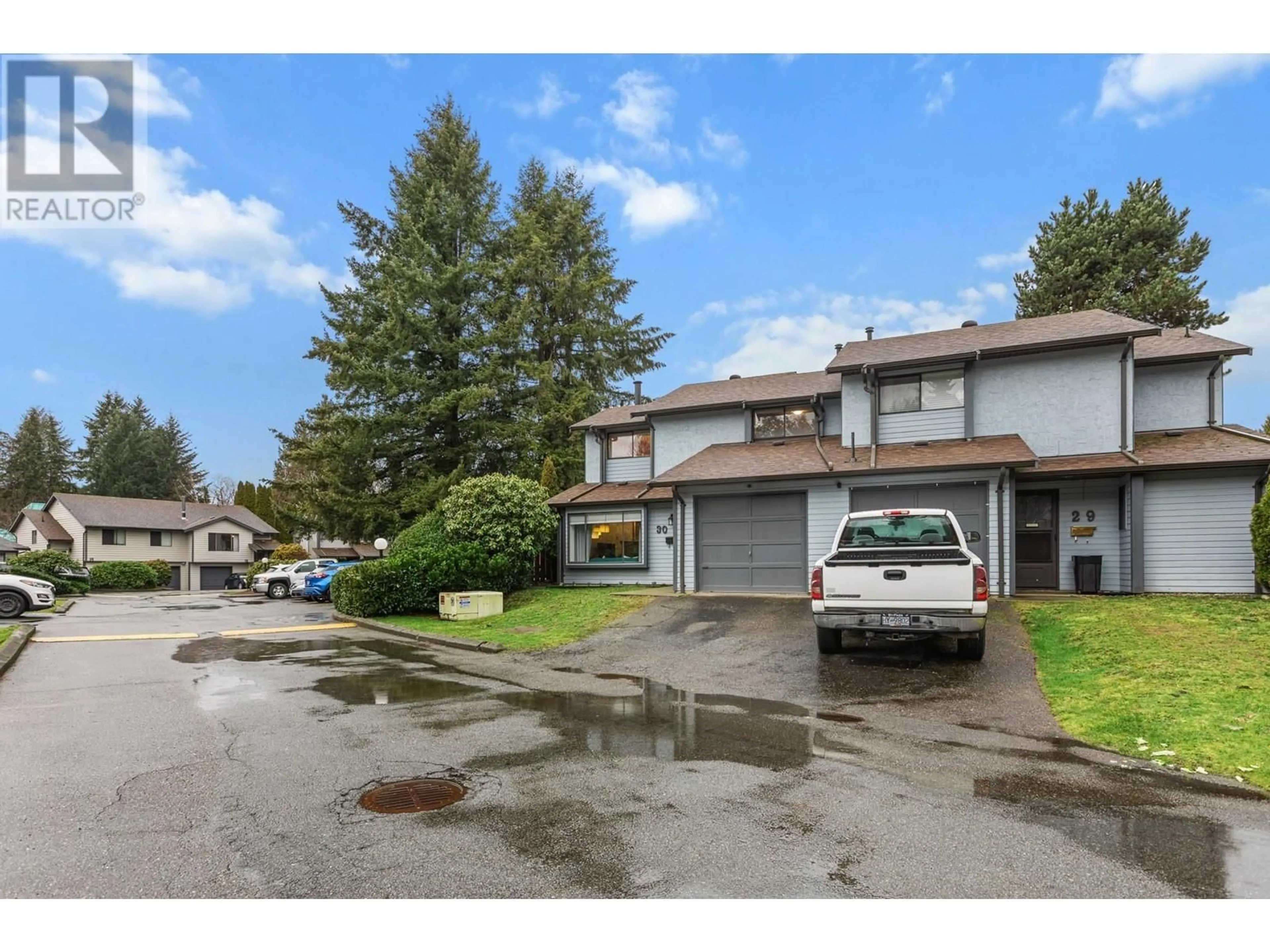 A pic from outside/outdoor area/front of a property/back of a property/a pic from drone, street for 30 21550 CHERRINGTON AVENUE, Maple Ridge British Columbia V2X8S7