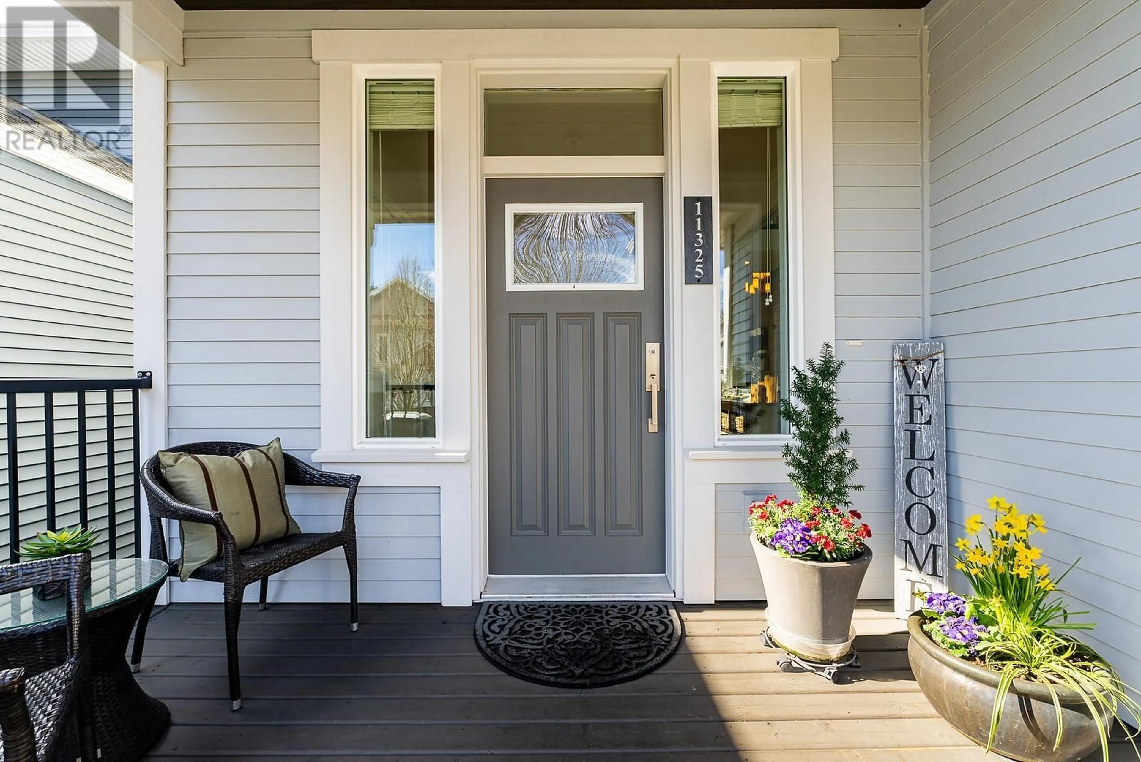 Indoor entryway for 11325 244 STREET, Maple Ridge British Columbia V2W0H4