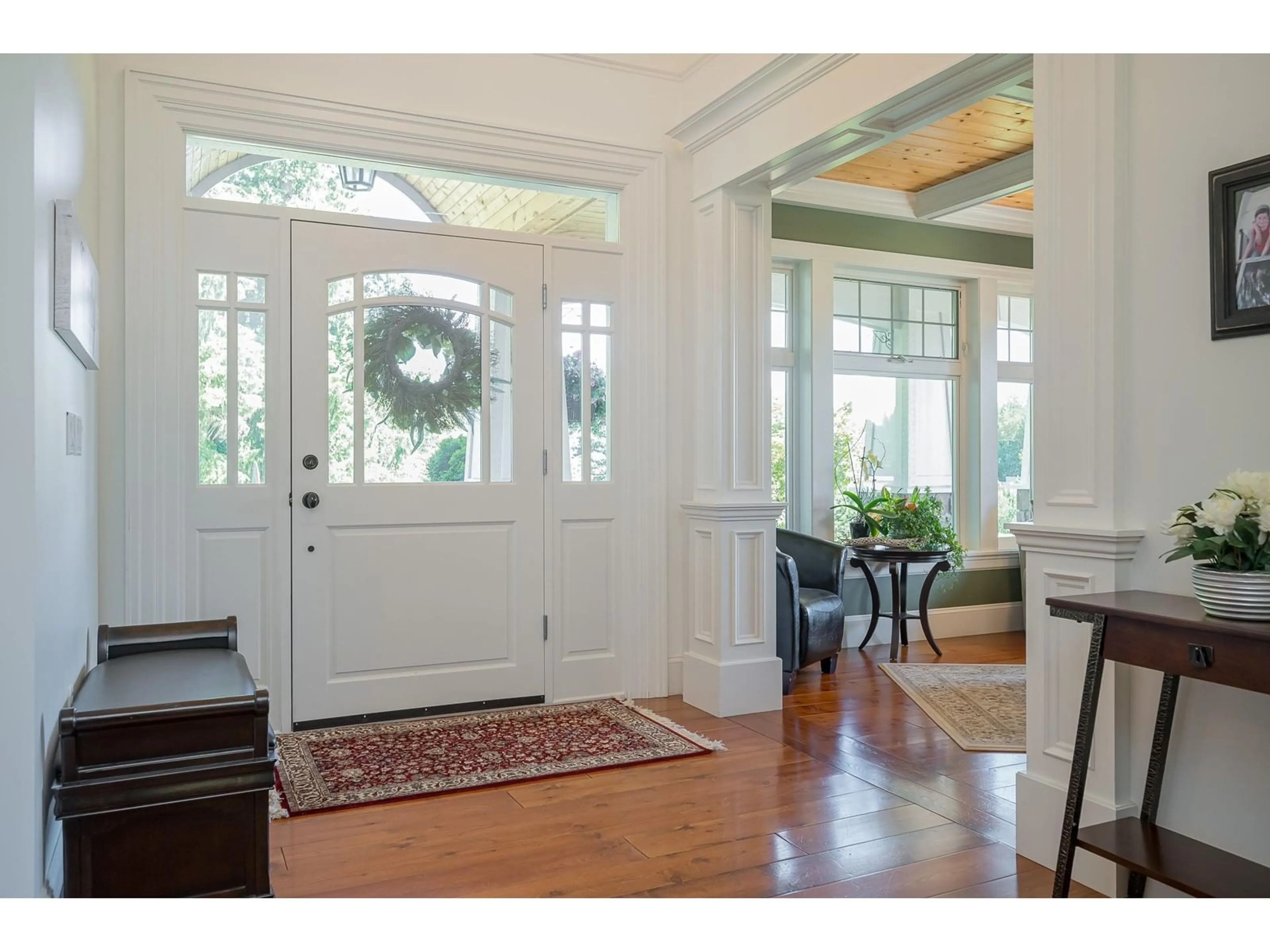 Indoor entryway for 9375 222, Langley British Columbia V1M3T7