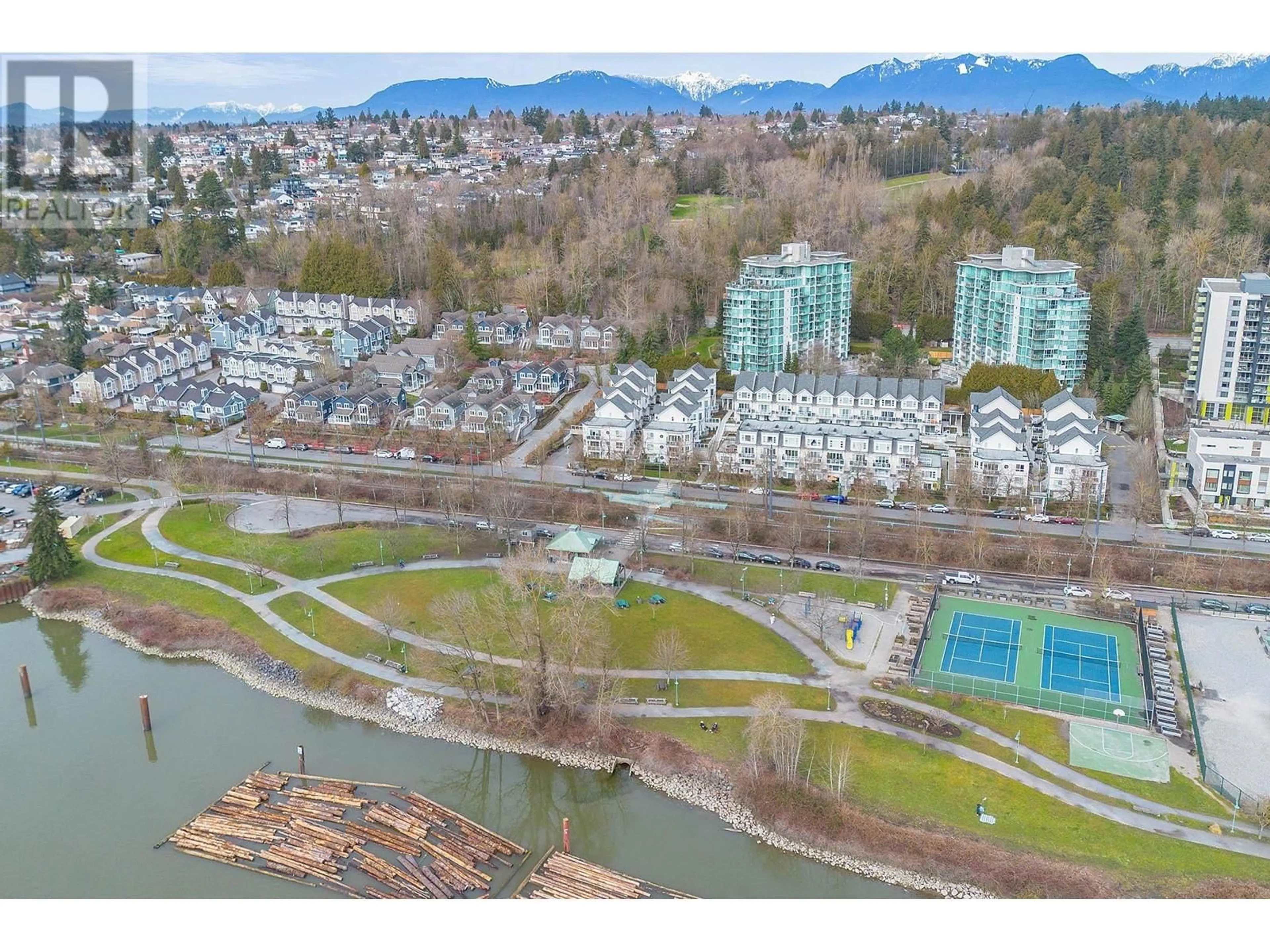 A pic from outside/outdoor area/front of a property/back of a property/a pic from drone, water/lake/river/ocean view for 28 2723 E KENT AVENUE, Vancouver British Columbia V5S3T9