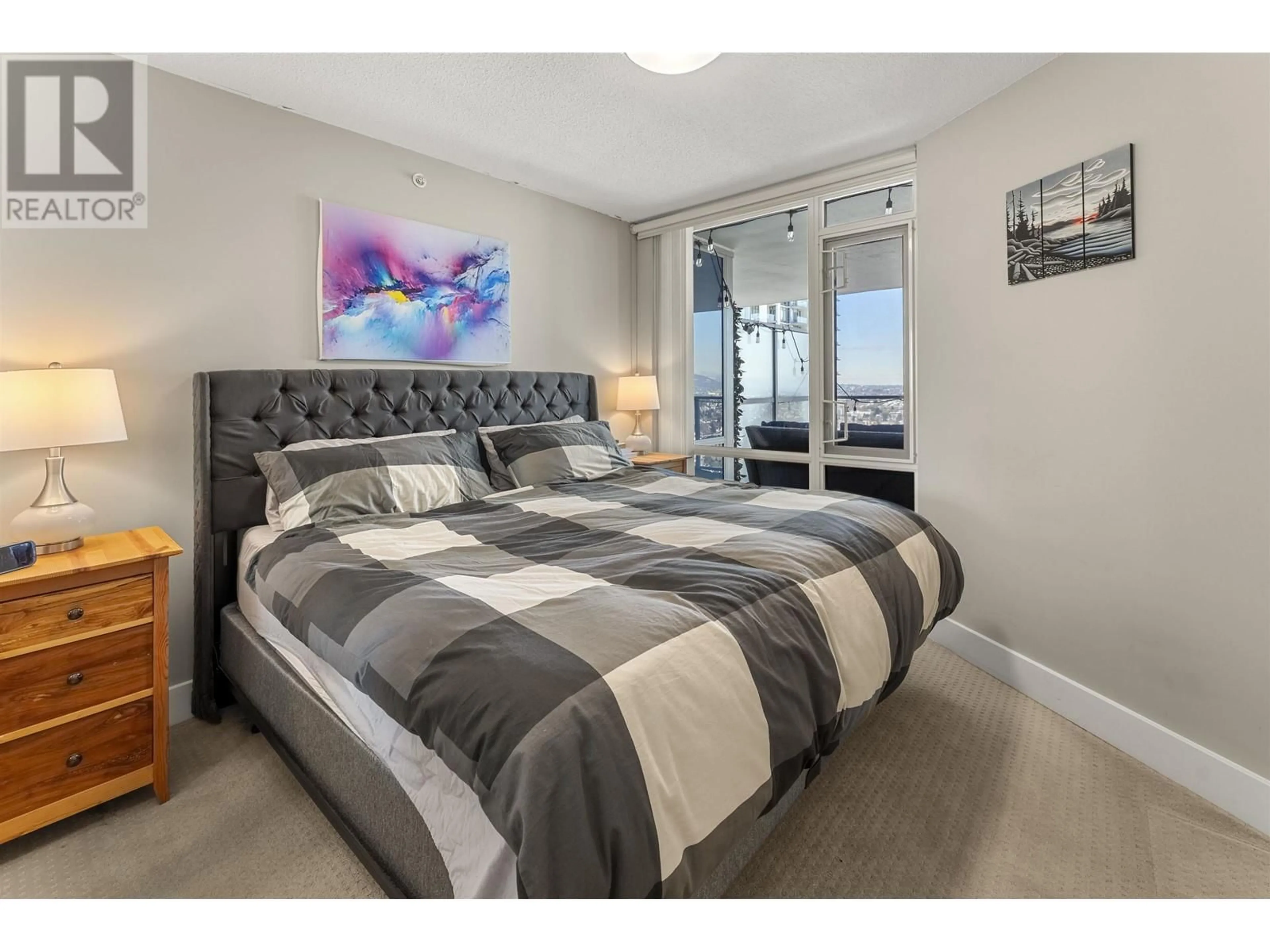 Bedroom with bed, carpet floor for 3206 4189 HALIFAX STREET, Burnaby British Columbia V5C0H9