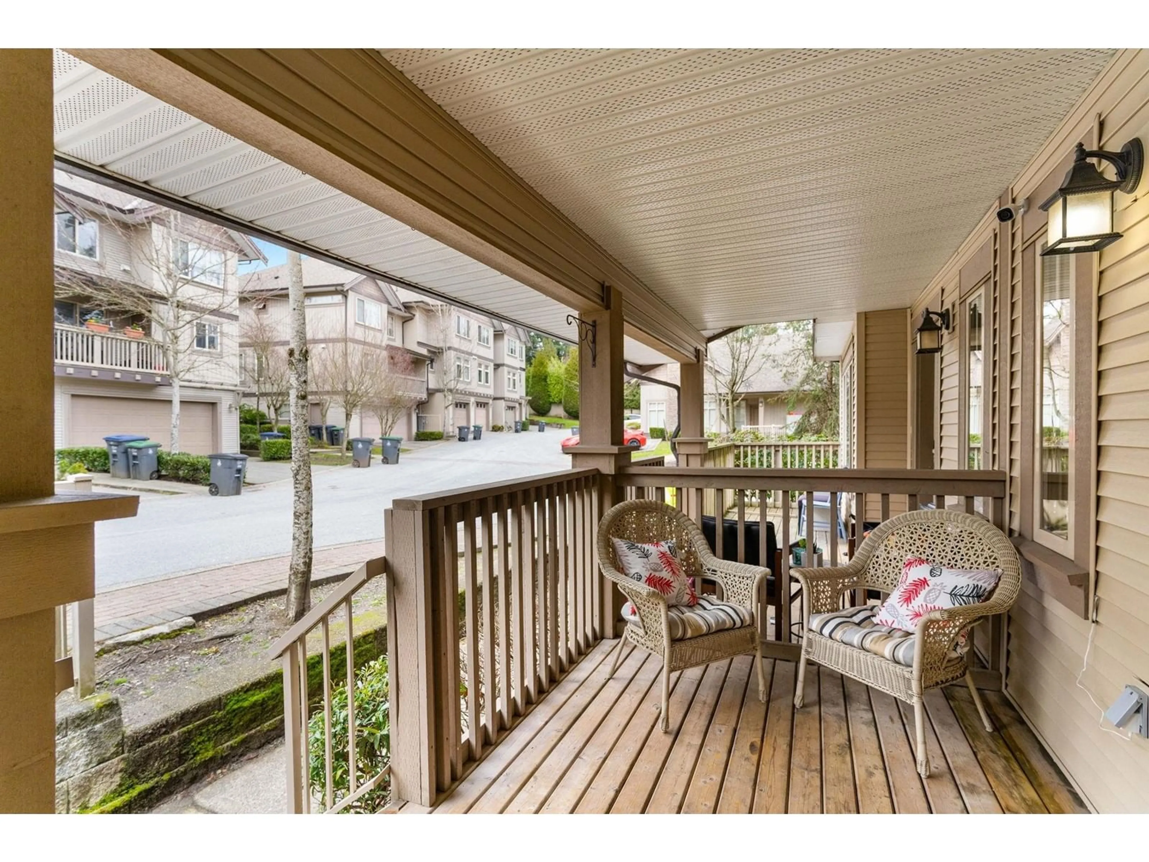 Patio, street for 25 - 6238 192ND, Surrey British Columbia V3S0S2