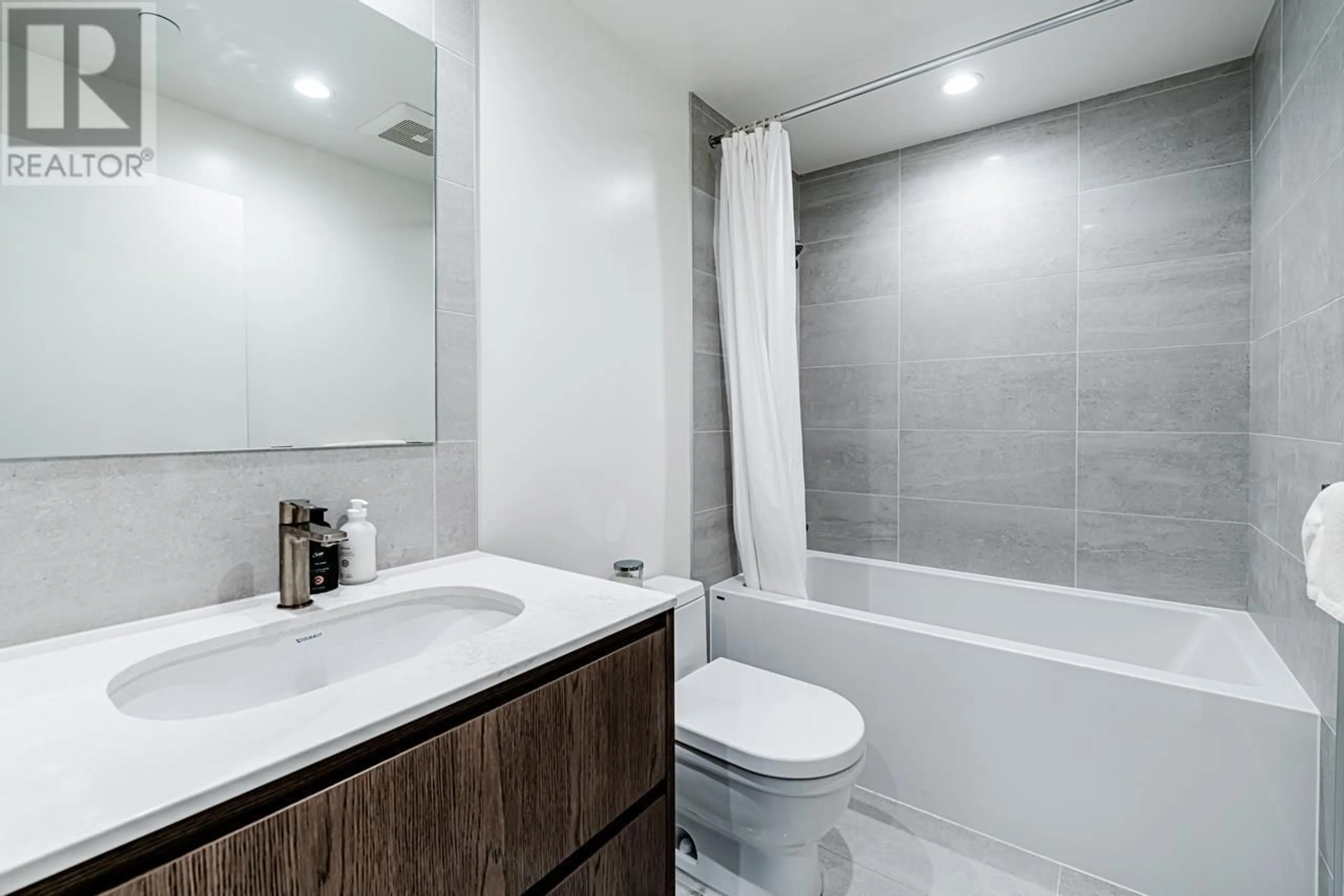 Standard bathroom, ceramic/tile floor for 410 - 6855 PEARSON WAY, Richmond British Columbia V7C0E9