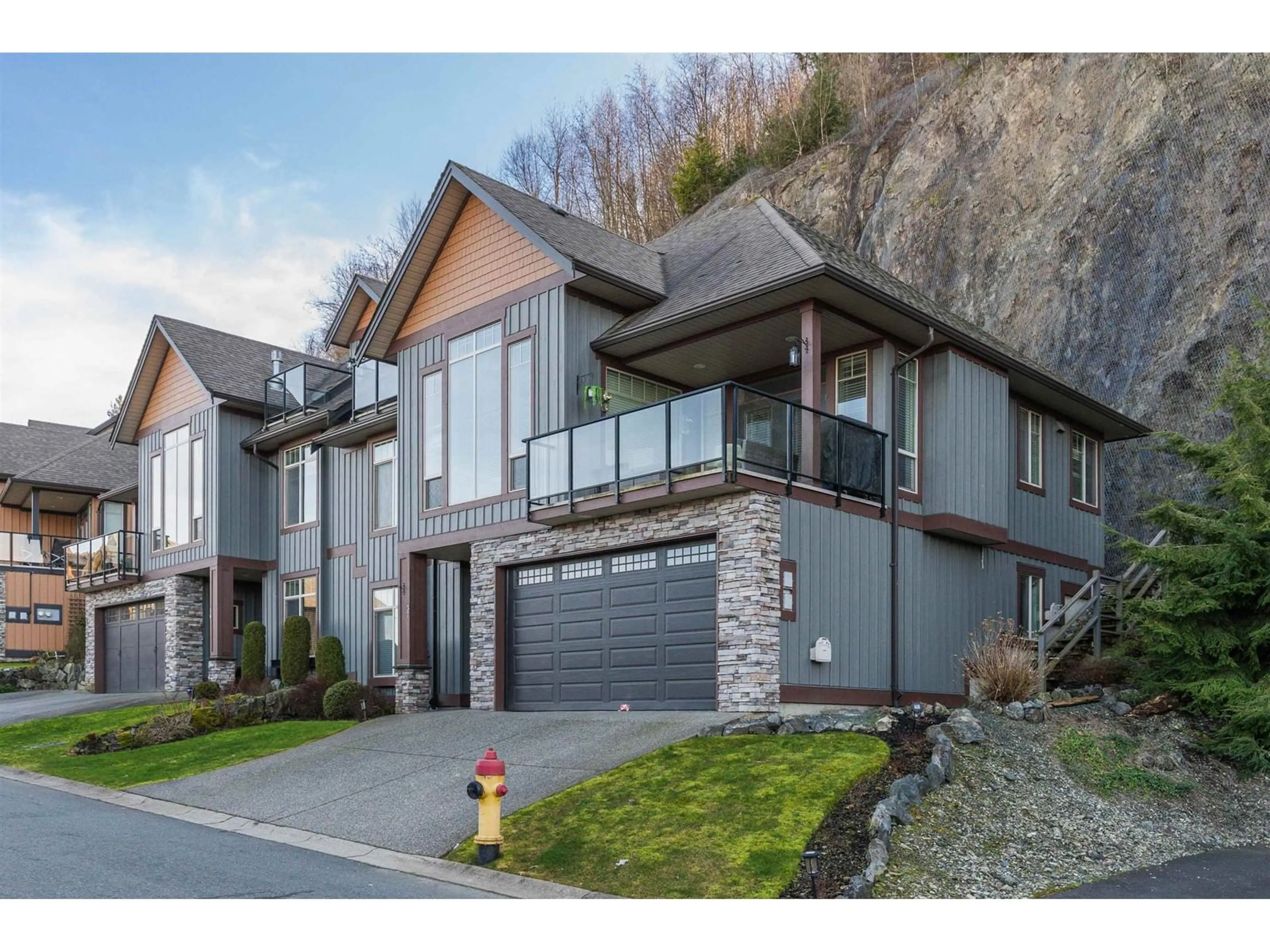 Home with brick exterior material, mountain view for 37 - 43540 ALAMEDA DRIVE, Chilliwack British Columbia V2R0J9